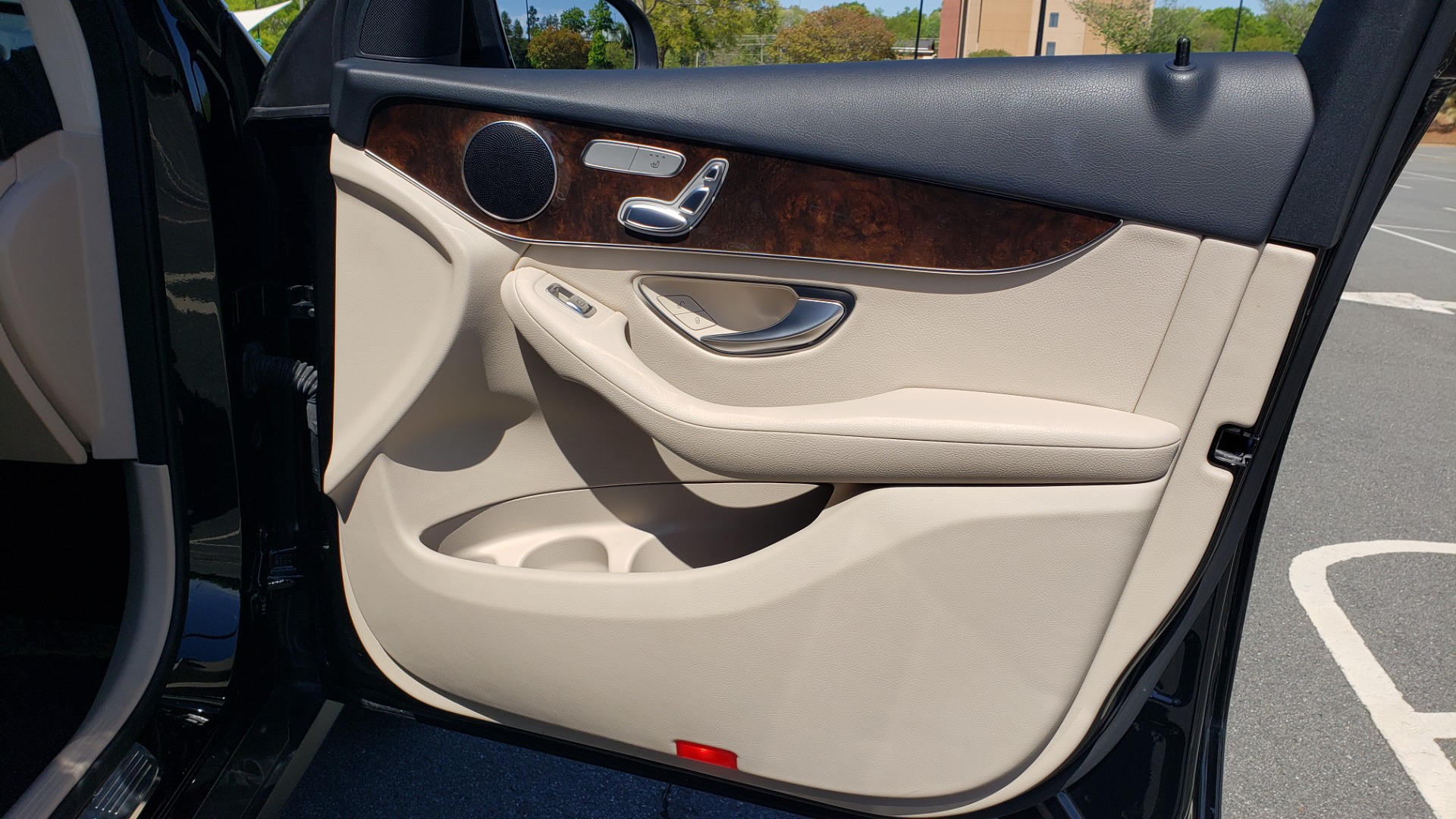 Used 2018 Mercedes-Benz GLC 300 PREMIUM / PANO-ROOF / HTD STS / REARVIEW for sale Sold at Formula Imports in Charlotte NC 28227 57