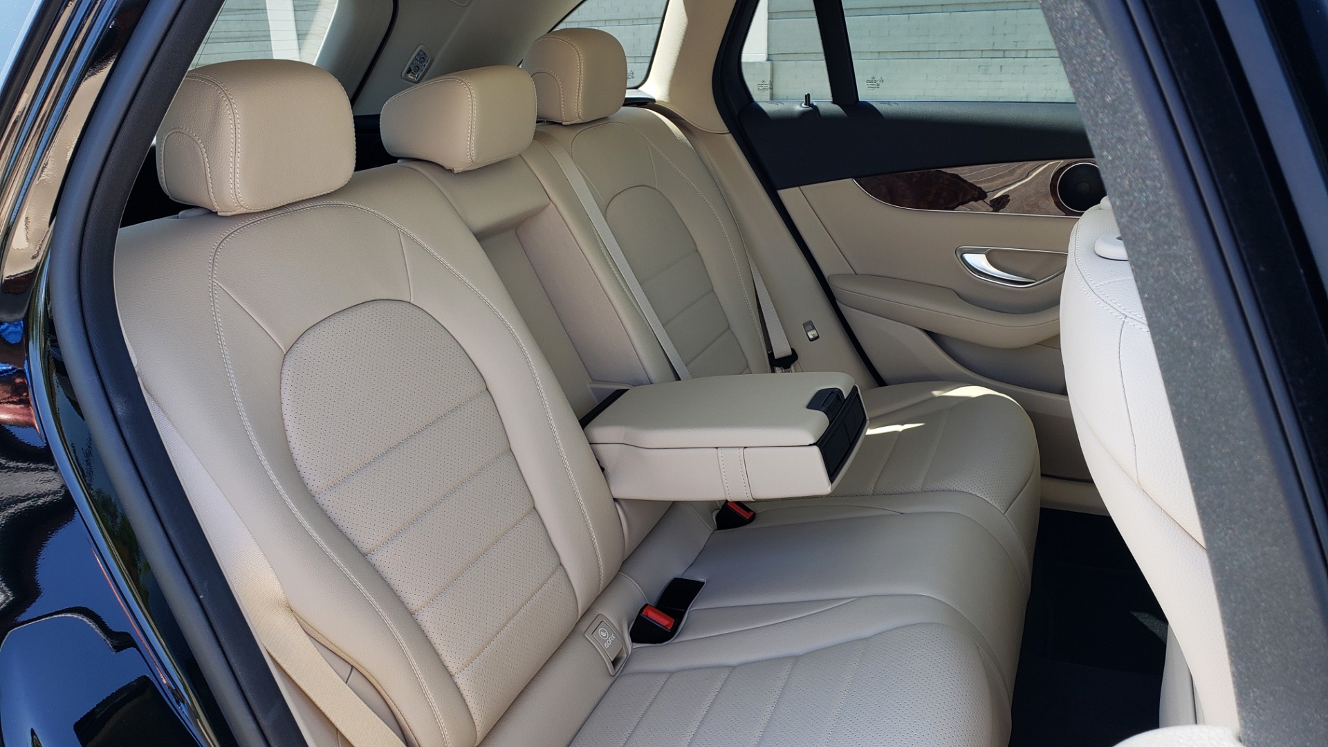 Used 2018 Mercedes-Benz GLC 300 PREMIUM / PANO-ROOF / HTD STS / REARVIEW for sale Sold at Formula Imports in Charlotte NC 28227 64