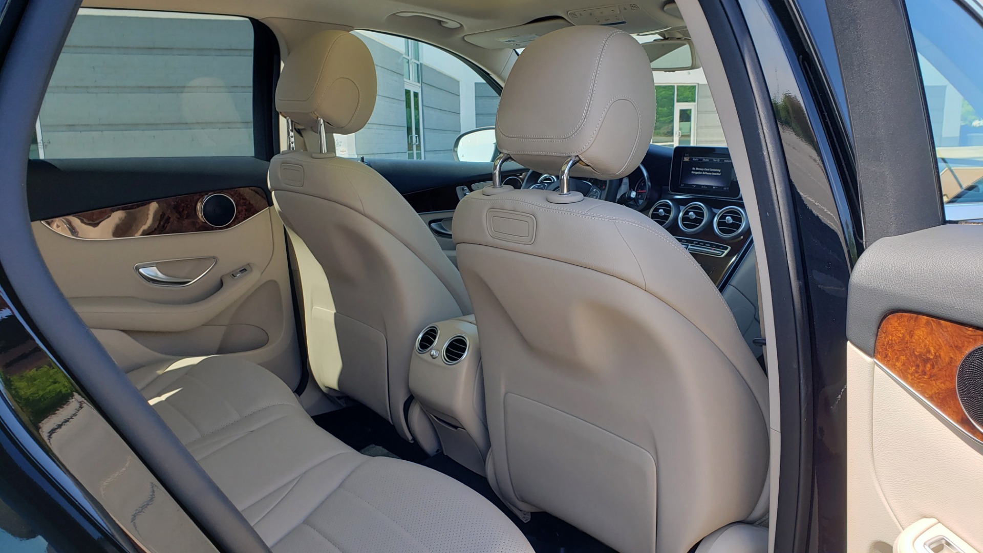 Used 2018 Mercedes-Benz GLC 300 PREMIUM / PANO-ROOF / HTD STS / REARVIEW for sale Sold at Formula Imports in Charlotte NC 28227 66