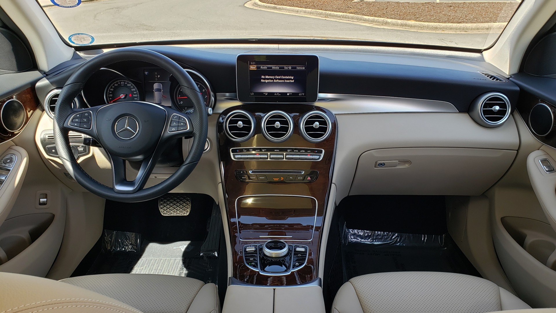 Used 2018 Mercedes-Benz GLC 300 PREMIUM / PANO-ROOF / HTD STS / REARVIEW for sale Sold at Formula Imports in Charlotte NC 28227 69