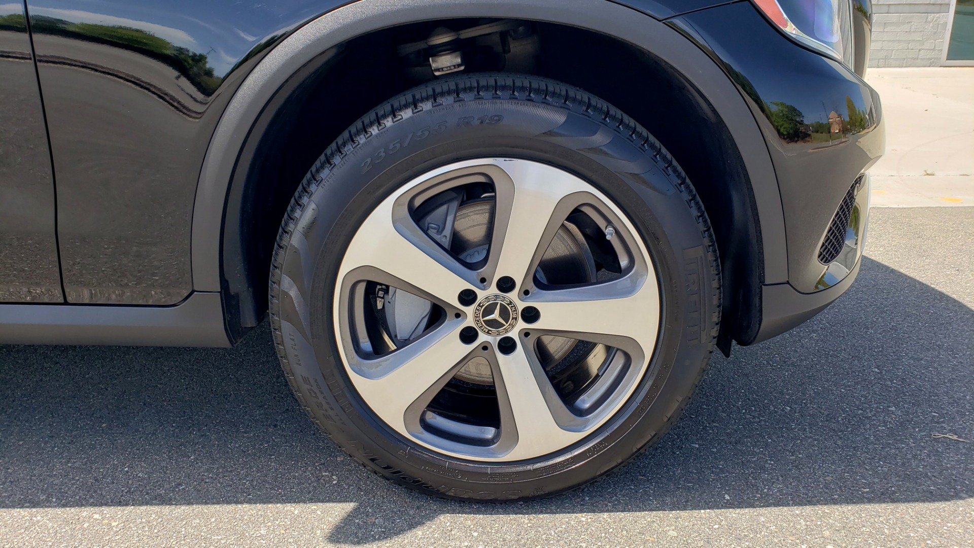 Used 2018 Mercedes-Benz GLC 300 PREMIUM / PANO-ROOF / HTD STS / REARVIEW for sale Sold at Formula Imports in Charlotte NC 28227 74