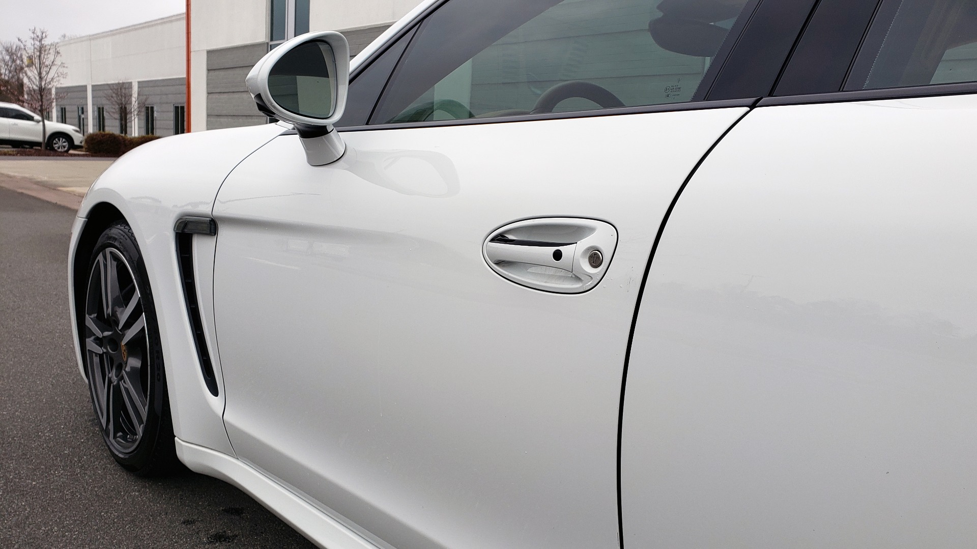 Used 2016 Porsche PANAMERA EDITION / 3.6L V6 / PDK TANS / PREMIUM PKG / LDW / PARK ASSIST for sale Sold at Formula Imports in Charlotte NC 28227 10