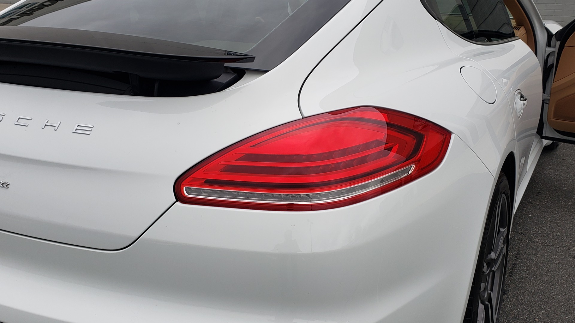 Used 2016 Porsche PANAMERA EDITION / 3.6L V6 / PDK TANS / PREMIUM PKG / LDW / PARK ASSIST for sale Sold at Formula Imports in Charlotte NC 28227 30