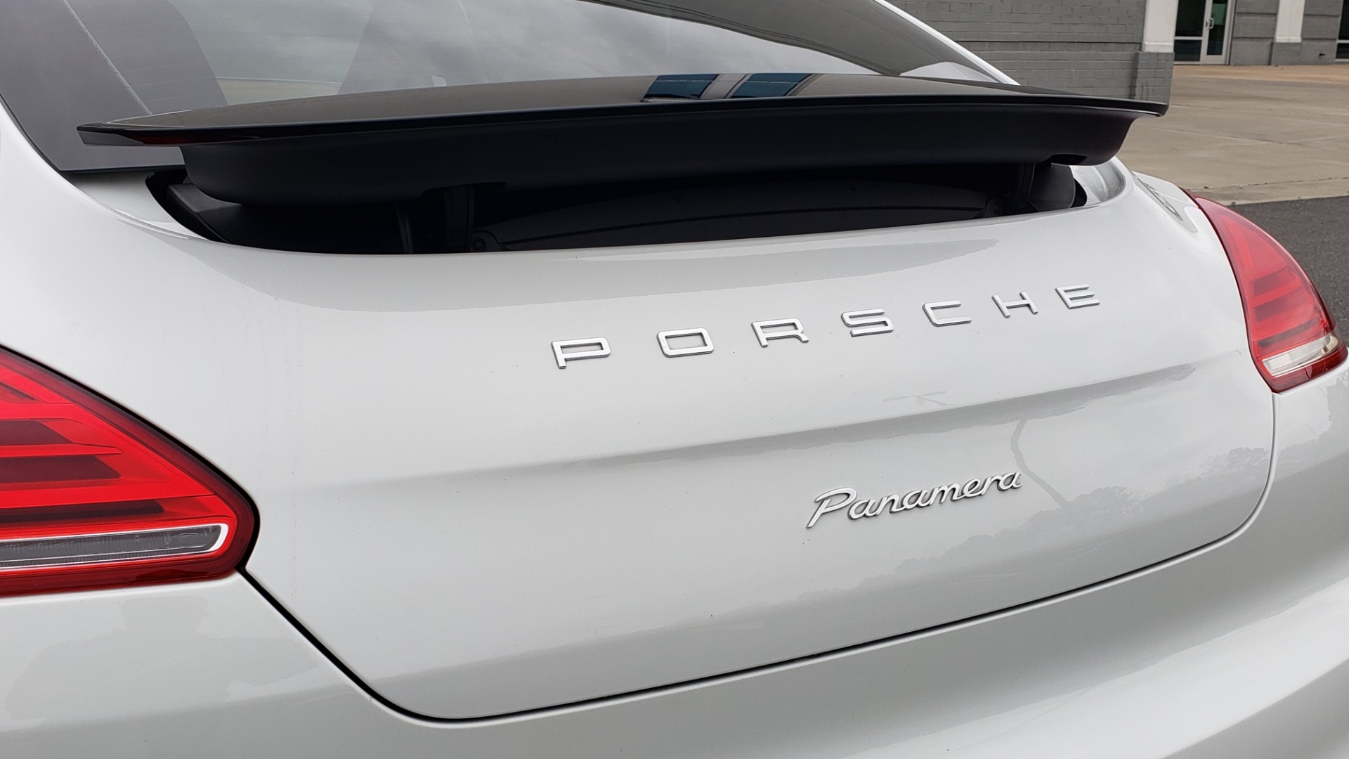 Used 2016 Porsche PANAMERA EDITION / 3.6L V6 / PDK TANS / PREMIUM PKG / LDW / PARK ASSIST for sale Sold at Formula Imports in Charlotte NC 28227 31