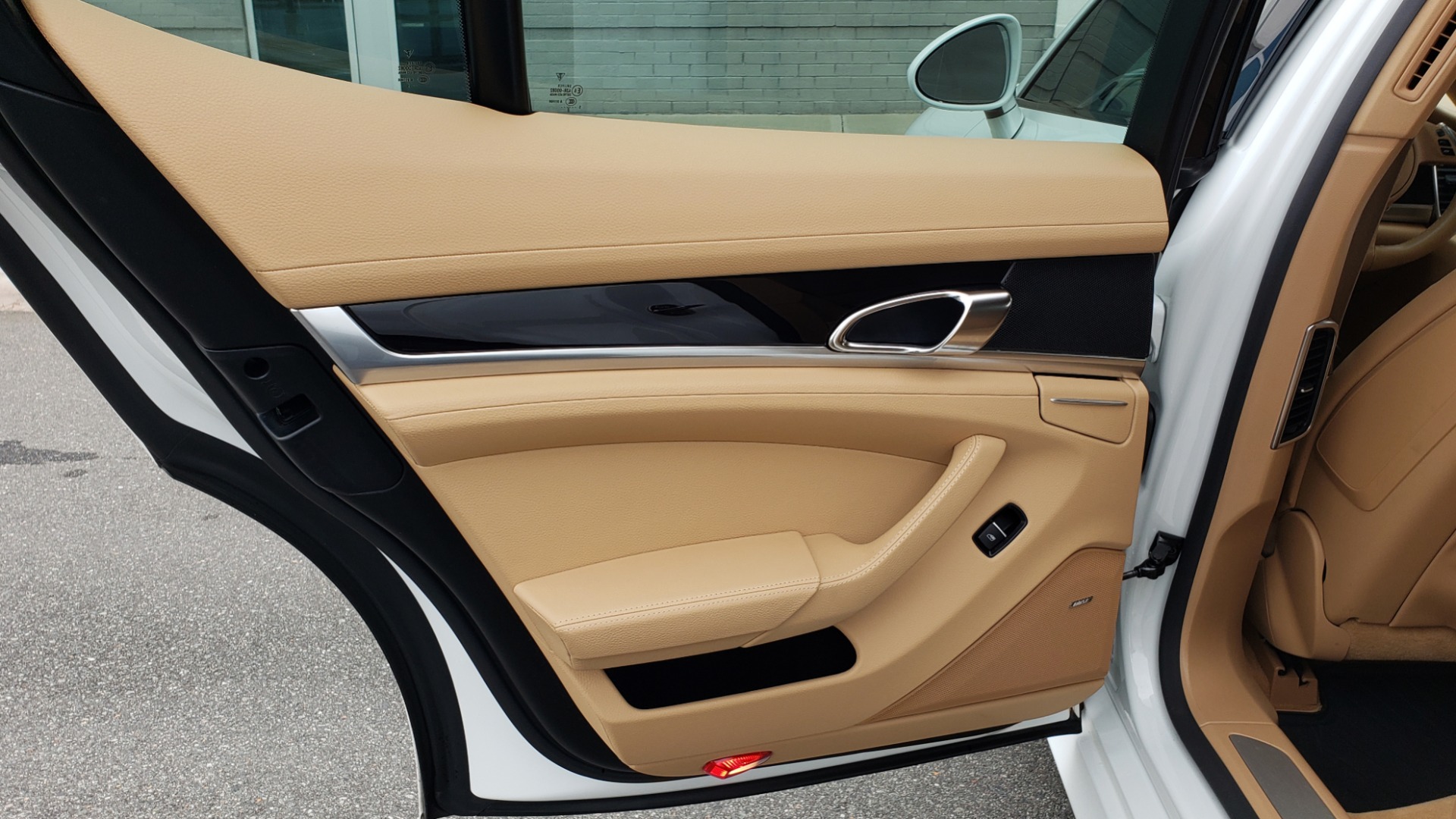 Used 2016 Porsche PANAMERA EDITION / 3.6L V6 / PDK TANS / PREMIUM PKG / LDW / PARK ASSIST for sale Sold at Formula Imports in Charlotte NC 28227 60