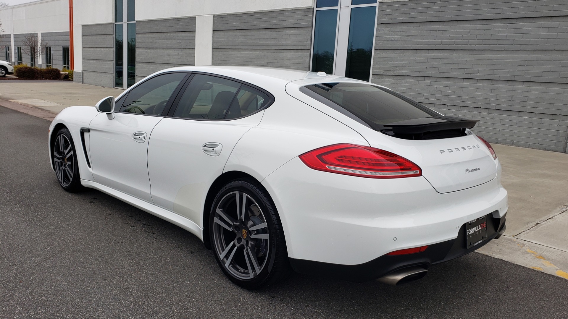 Used 2016 Porsche PANAMERA EDITION / 3.6L V6 / PDK TANS / PREMIUM PKG / LDW / PARK ASSIST for sale Sold at Formula Imports in Charlotte NC 28227 9