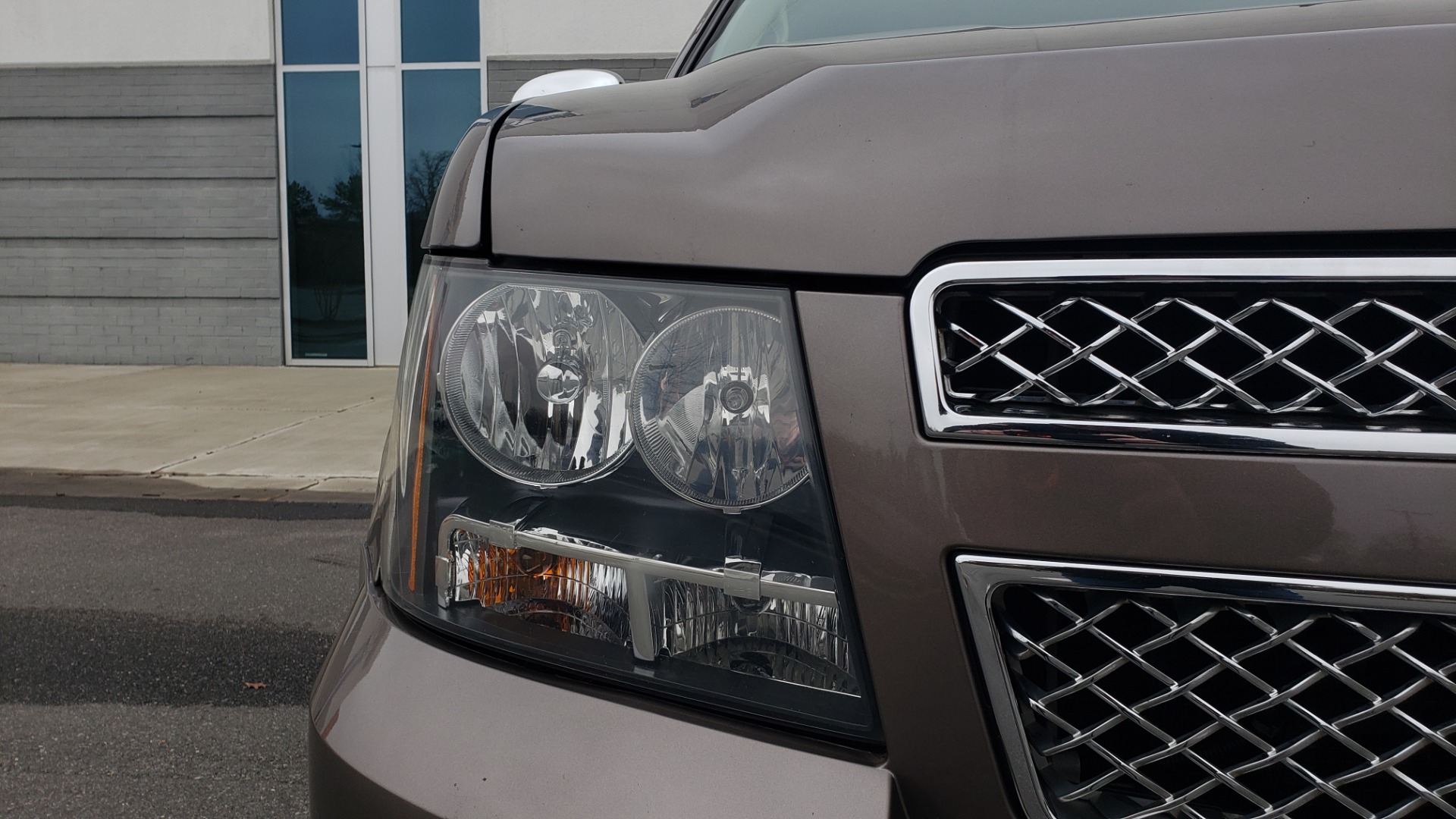 Used 2014 Chevrolet SUBURBAN LTZ / 4WD / ENTERTAINMENT / NAV / SUNROOF / TRAILER PKG for sale Sold at Formula Imports in Charlotte NC 28227 23