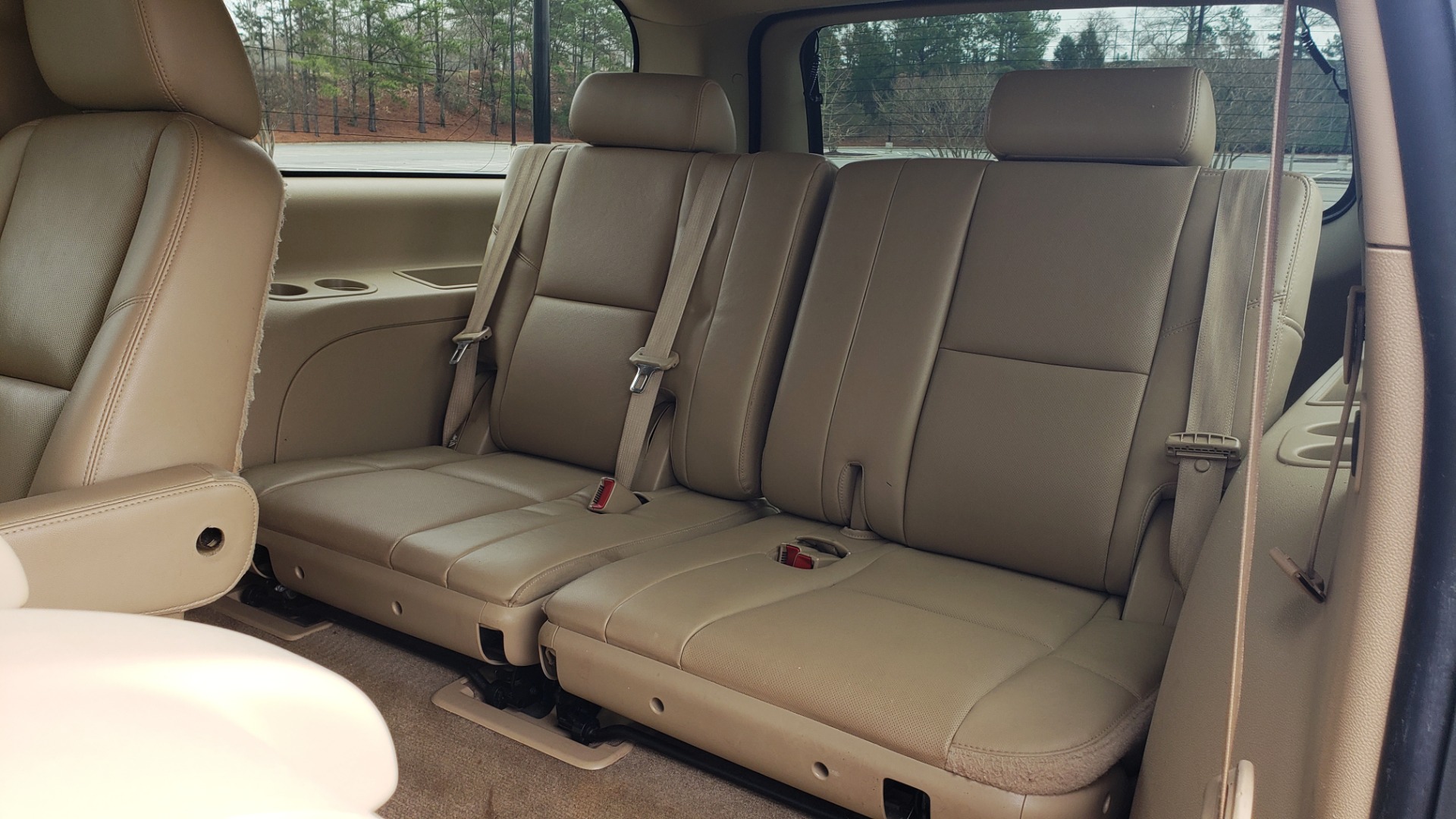 Used 2014 Chevrolet SUBURBAN LTZ / 4WD / ENTERTAINMENT / NAV / SUNROOF / TRAILER PKG for sale Sold at Formula Imports in Charlotte NC 28227 59