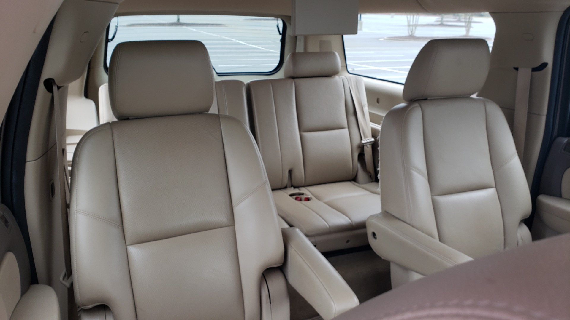 Used 2014 Chevrolet SUBURBAN LTZ / 4WD / ENTERTAINMENT / NAV / SUNROOF / TRAILER PKG for sale Sold at Formula Imports in Charlotte NC 28227 69