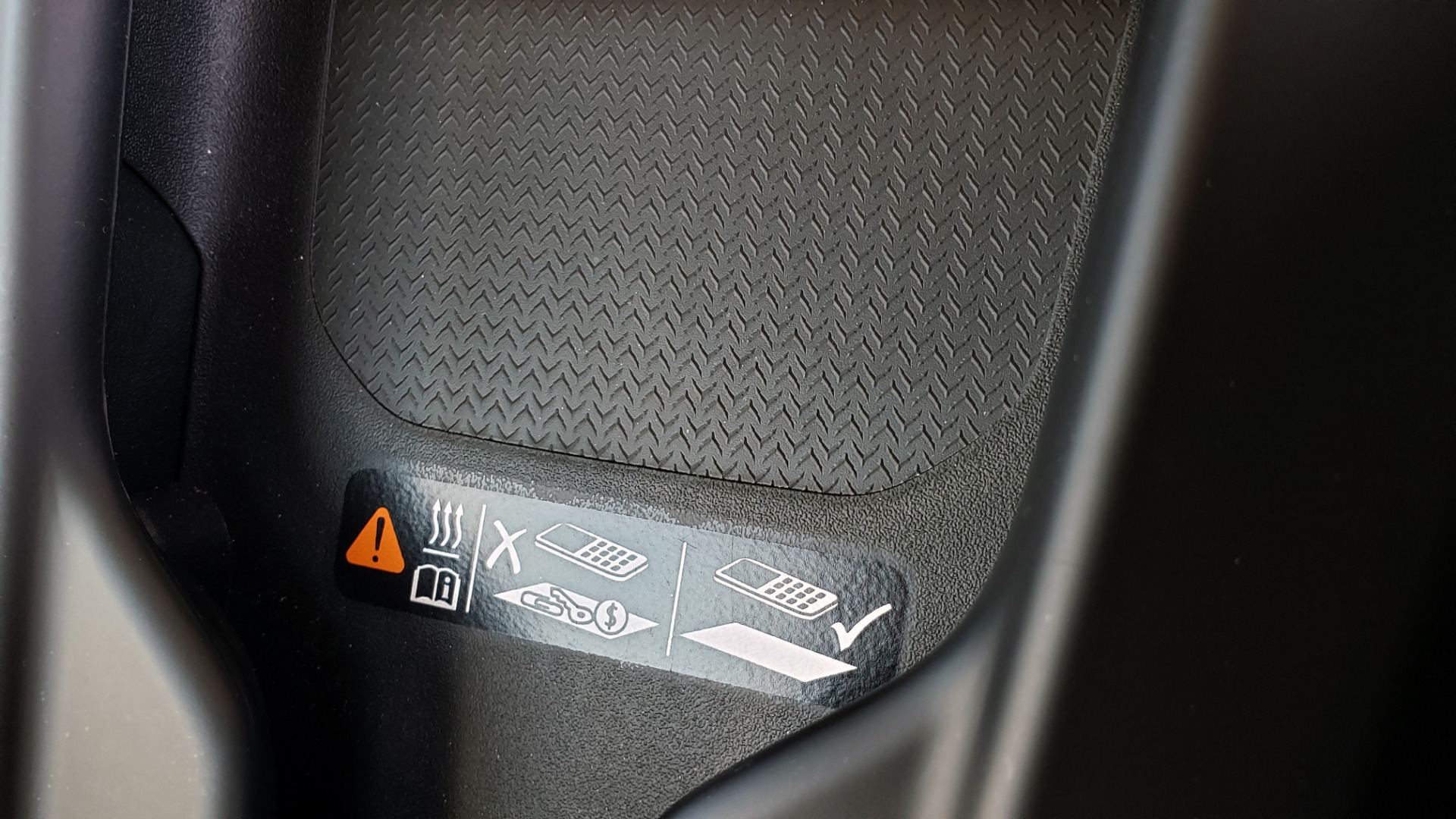 Used 2020 Chevrolet CORVETTE C8 STINGRAY 3LT COUPE / NAV / BOSE / CAMERA / LIKE NEW for sale Sold at Formula Imports in Charlotte NC 28227 68