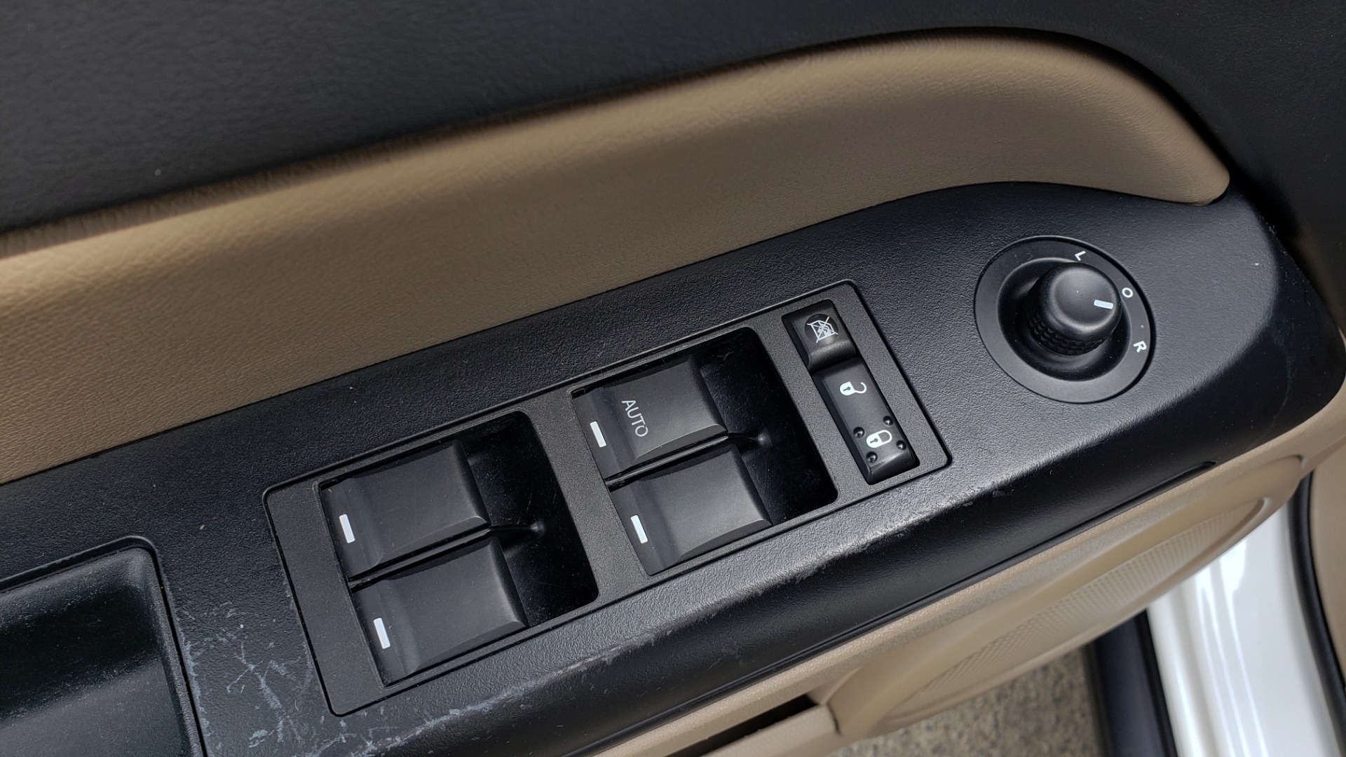 Used 2014 Jeep Patriot Latitude for sale Sold at Formula Imports in Charlotte NC 28227 15