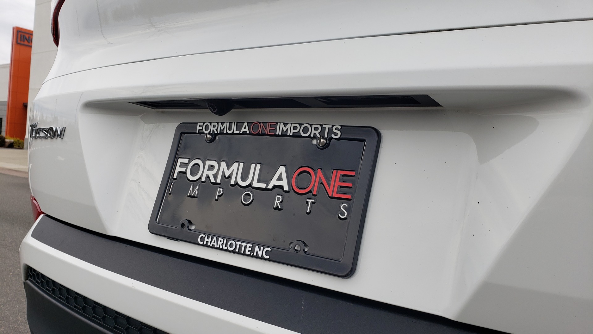 Used 2017 Hyundai TUCSON SE / 2.0L / 6-SPD AUTO / CLOTH / REARVIEW CAMERA for sale Sold at Formula Imports in Charlotte NC 28227 31