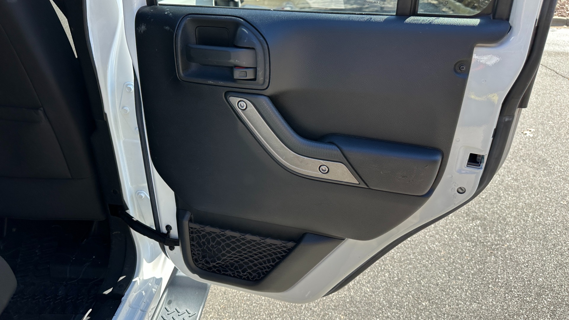 Used 2015 Jeep Wrangler Unlimited Freedom Edition for sale $25,995 at Formula Imports in Charlotte NC 28227 30