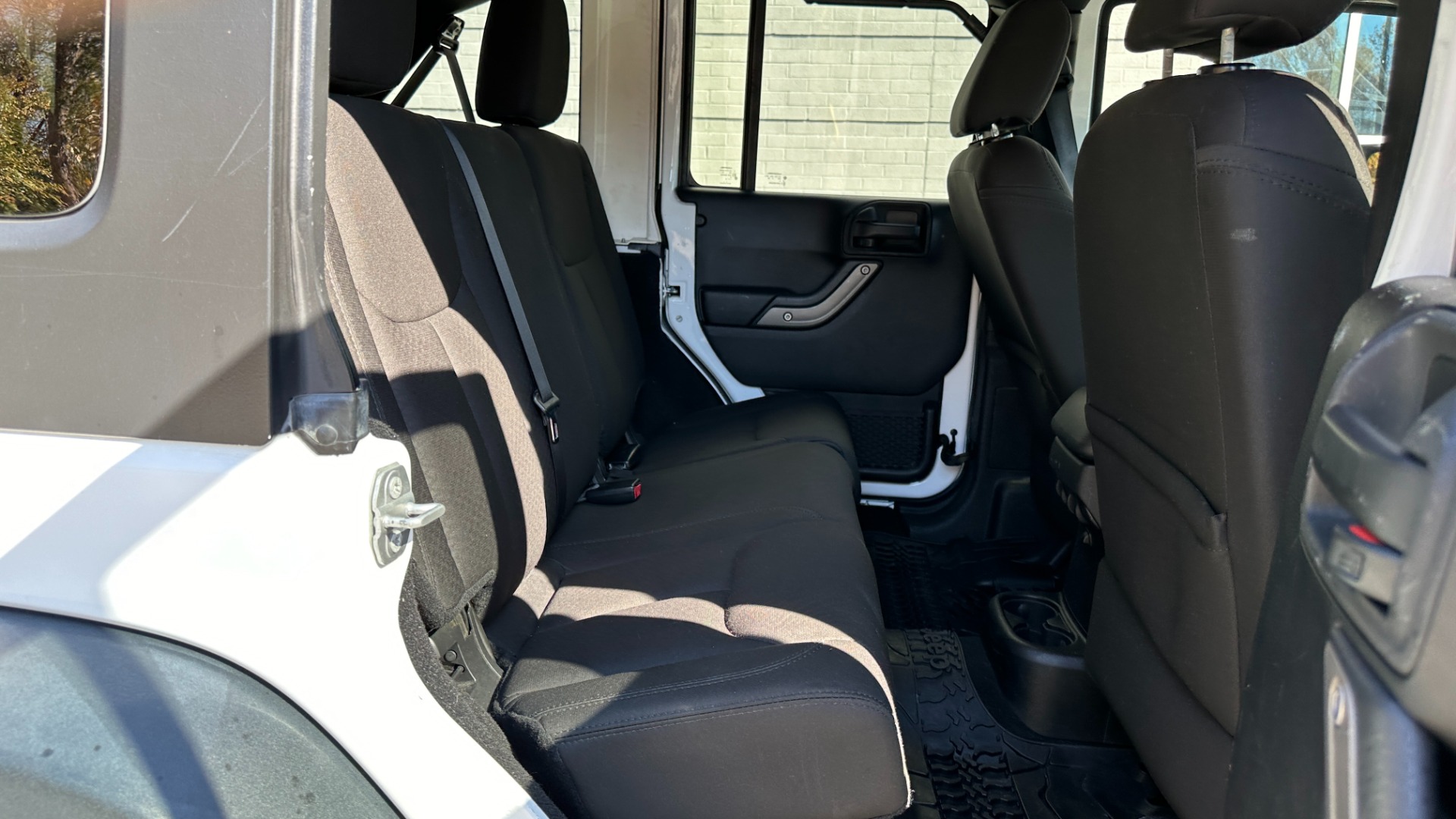Used 2015 Jeep Wrangler Unlimited Freedom Edition for sale Sold at Formula Imports in Charlotte NC 28227 31