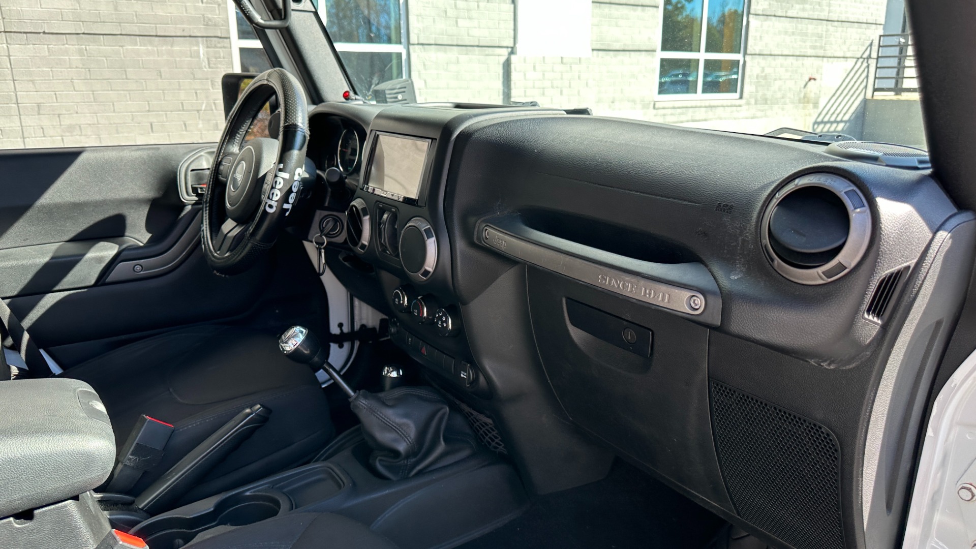Used 2015 Jeep Wrangler Unlimited Freedom Edition for sale $25,995 at Formula Imports in Charlotte NC 28227 35