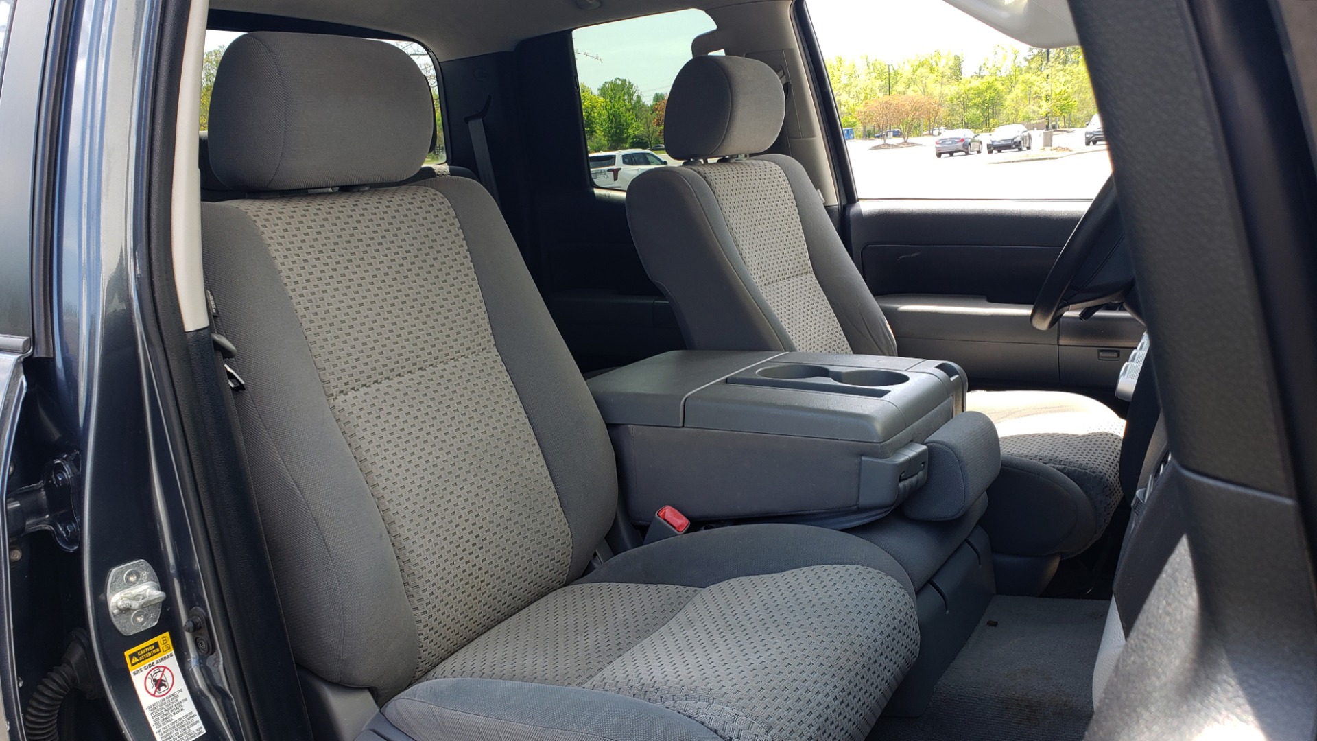 Used 2010 Toyota TUNDRA DOUBLECAB 4X4 / 4.6L V8 / 6-SPD AUTO / TOW PKG / 18IN WHEELS for sale Sold at Formula Imports in Charlotte NC 28227 61