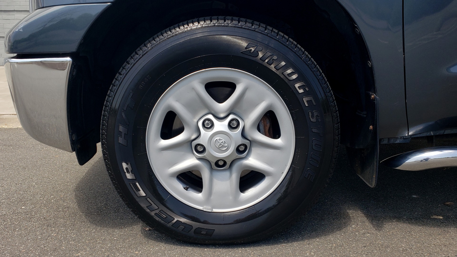 Used 2010 Toyota TUNDRA DOUBLECAB 4X4 / 4.6L V8 / 6-SPD AUTO / TOW PKG / 18IN WHEELS for sale Sold at Formula Imports in Charlotte NC 28227 69