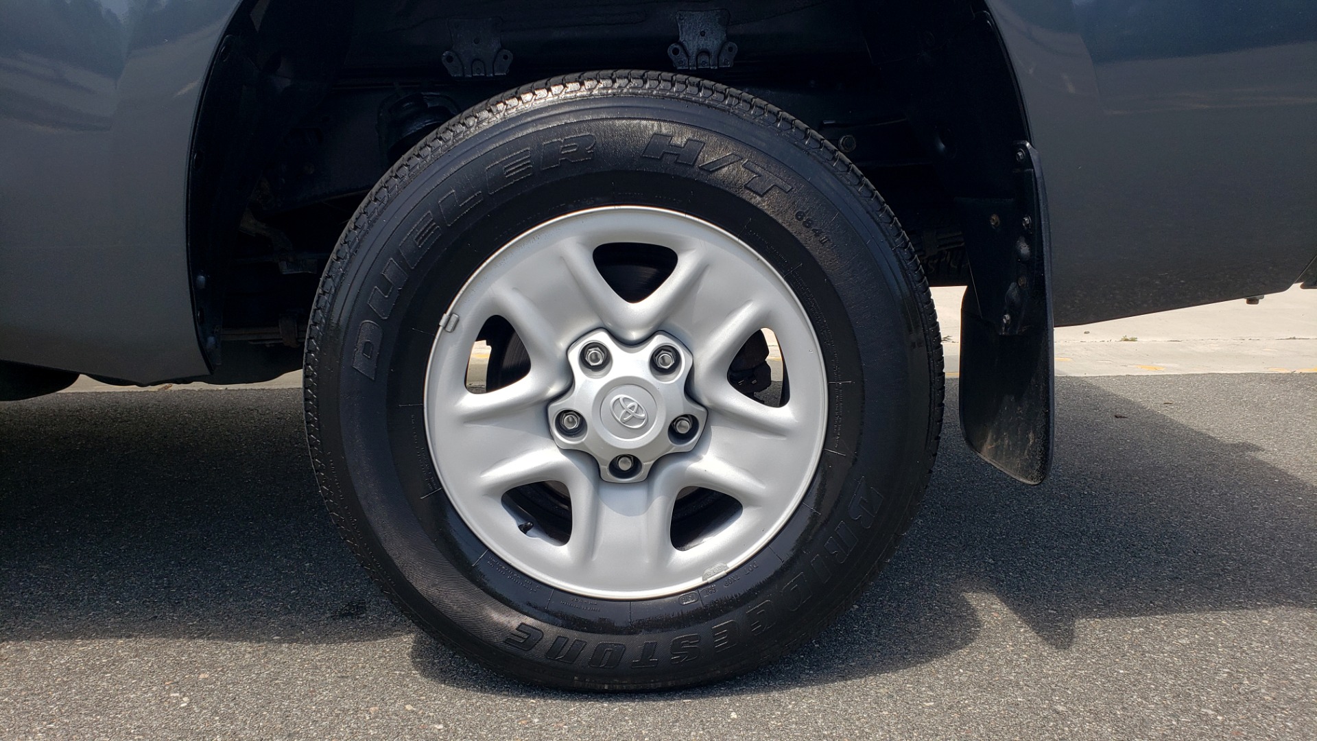 Used 2010 Toyota TUNDRA DOUBLECAB 4X4 / 4.6L V8 / 6-SPD AUTO / TOW PKG / 18IN WHEELS for sale Sold at Formula Imports in Charlotte NC 28227 70