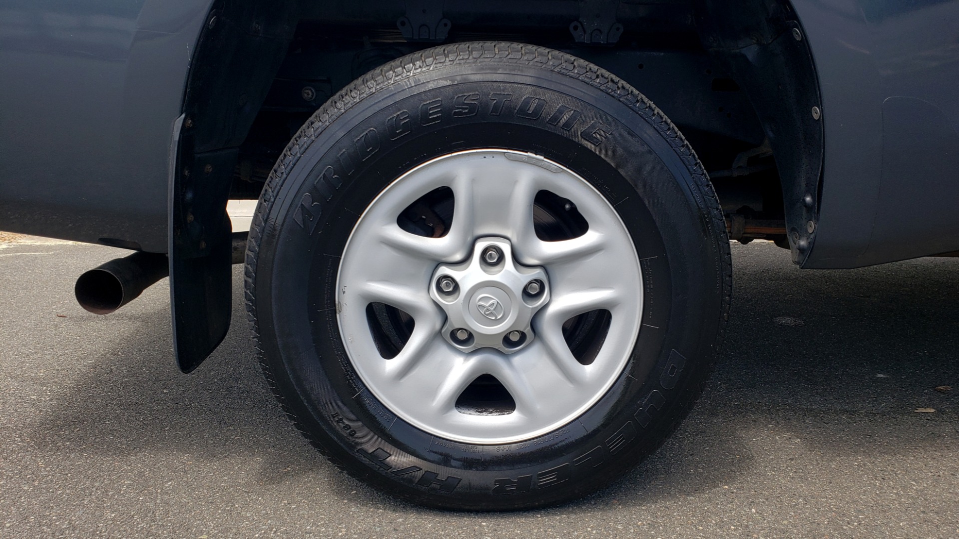 Used 2010 Toyota TUNDRA DOUBLECAB 4X4 / 4.6L V8 / 6-SPD AUTO / TOW PKG / 18IN WHEELS for sale Sold at Formula Imports in Charlotte NC 28227 71