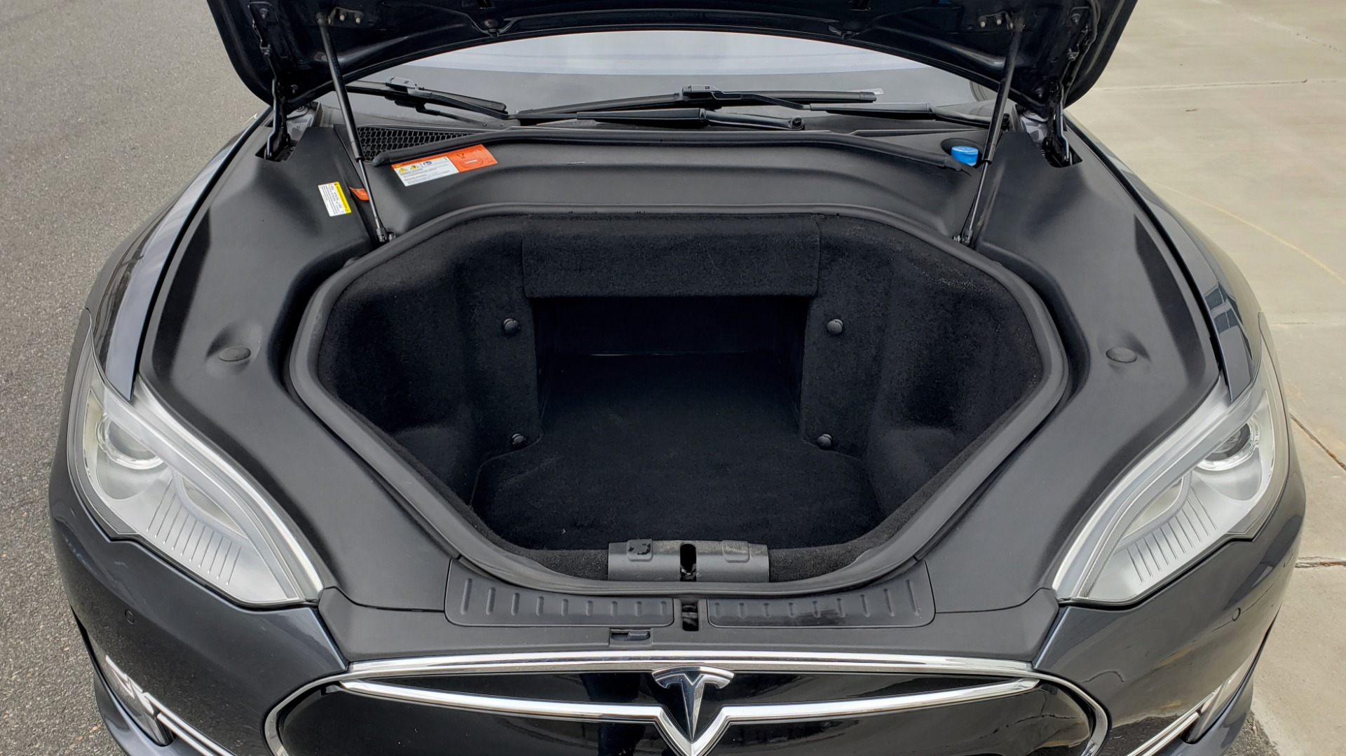 Used 2014 Tesla MODEL S 60 kWh BATTERY / TECH / NAV / SUBZERO / SUNROOF / REARVIEW for sale Sold at Formula Imports in Charlotte NC 28227 11