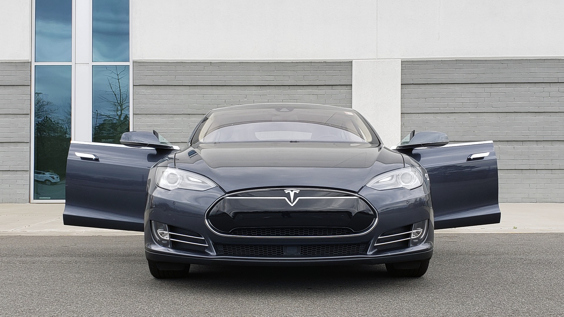 Used 2014 Tesla MODEL S 60 kWh BATTERY / TECH / NAV / SUBZERO / SUNROOF / REARVIEW for sale Sold at Formula Imports in Charlotte NC 28227 18