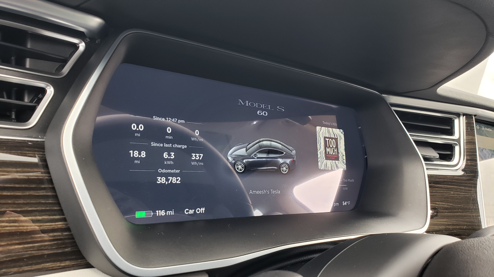 Used 2014 Tesla MODEL S 60 kWh BATTERY / TECH / NAV / SUBZERO / SUNROOF / REARVIEW for sale Sold at Formula Imports in Charlotte NC 28227 37