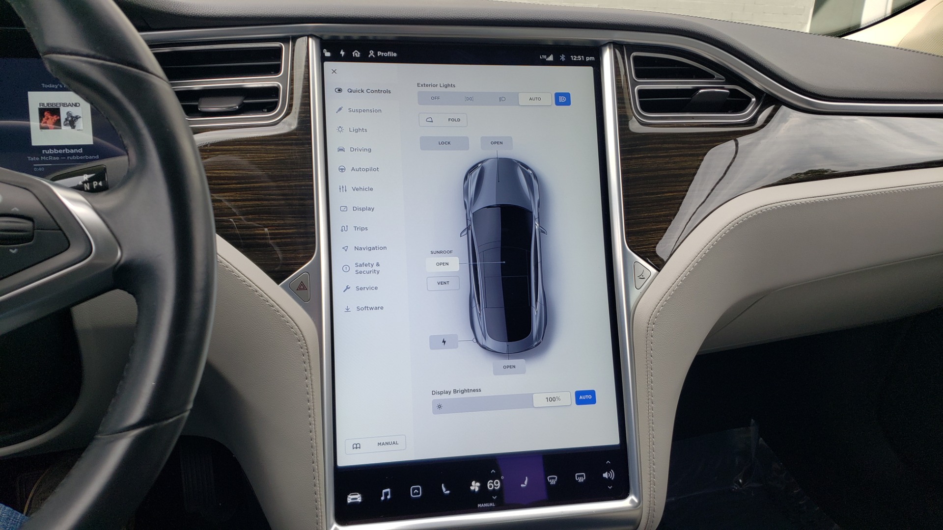 Used 2014 Tesla MODEL S 60 kWh BATTERY / TECH / NAV / SUBZERO / SUNROOF / REARVIEW for sale Sold at Formula Imports in Charlotte NC 28227 42