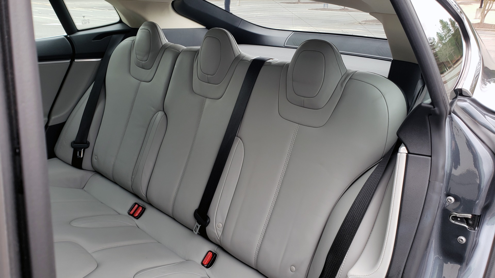 Used 2014 Tesla MODEL S 60 kWh BATTERY / TECH / NAV / SUBZERO / SUNROOF / REARVIEW for sale Sold at Formula Imports in Charlotte NC 28227 53