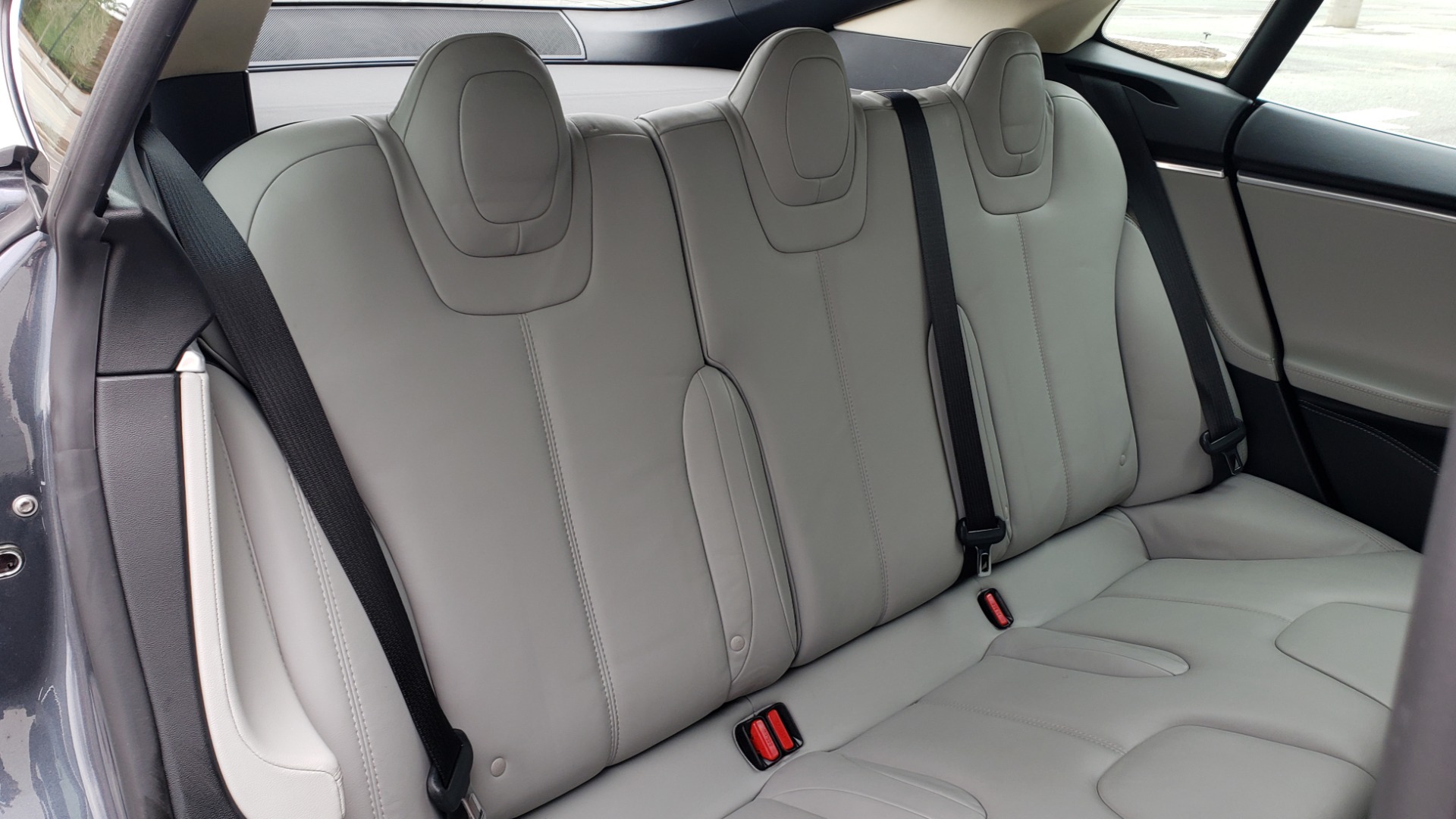 Used 2014 Tesla MODEL S 60 kWh BATTERY / TECH / NAV / SUBZERO / SUNROOF / REARVIEW for sale Sold at Formula Imports in Charlotte NC 28227 60