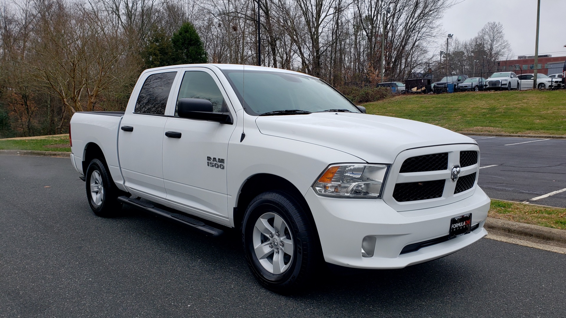 Used 2016 Ram 1500 EXPRESS / CREW CAB / 4X4 / BED LINER / 32-GALLON TANK for sale Sold at Formula Imports in Charlotte NC 28227 13