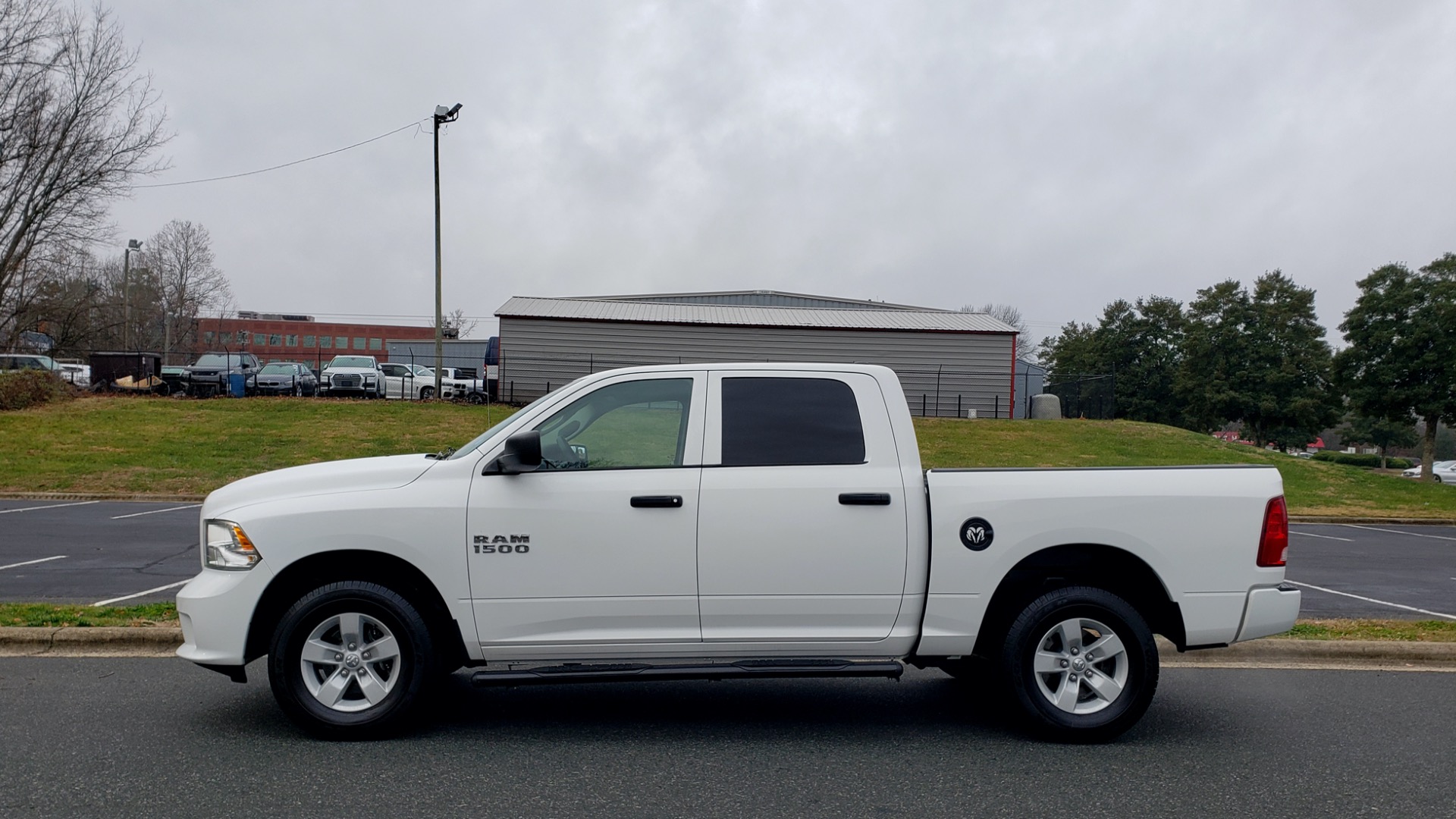 Used 2016 Ram 1500 EXPRESS / CREW CAB / 4X4 / BED LINER / 32-GALLON TANK for sale Sold at Formula Imports in Charlotte NC 28227 2