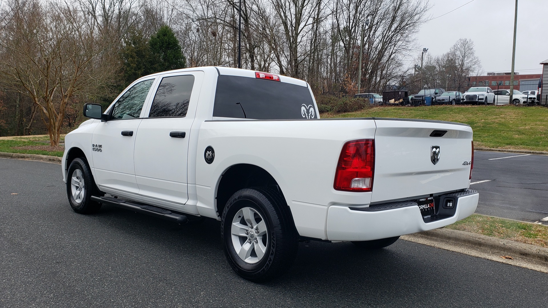 Used 2016 Ram 1500 EXPRESS / CREW CAB / 4X4 / BED LINER / 32-GALLON TANK for sale Sold at Formula Imports in Charlotte NC 28227 3