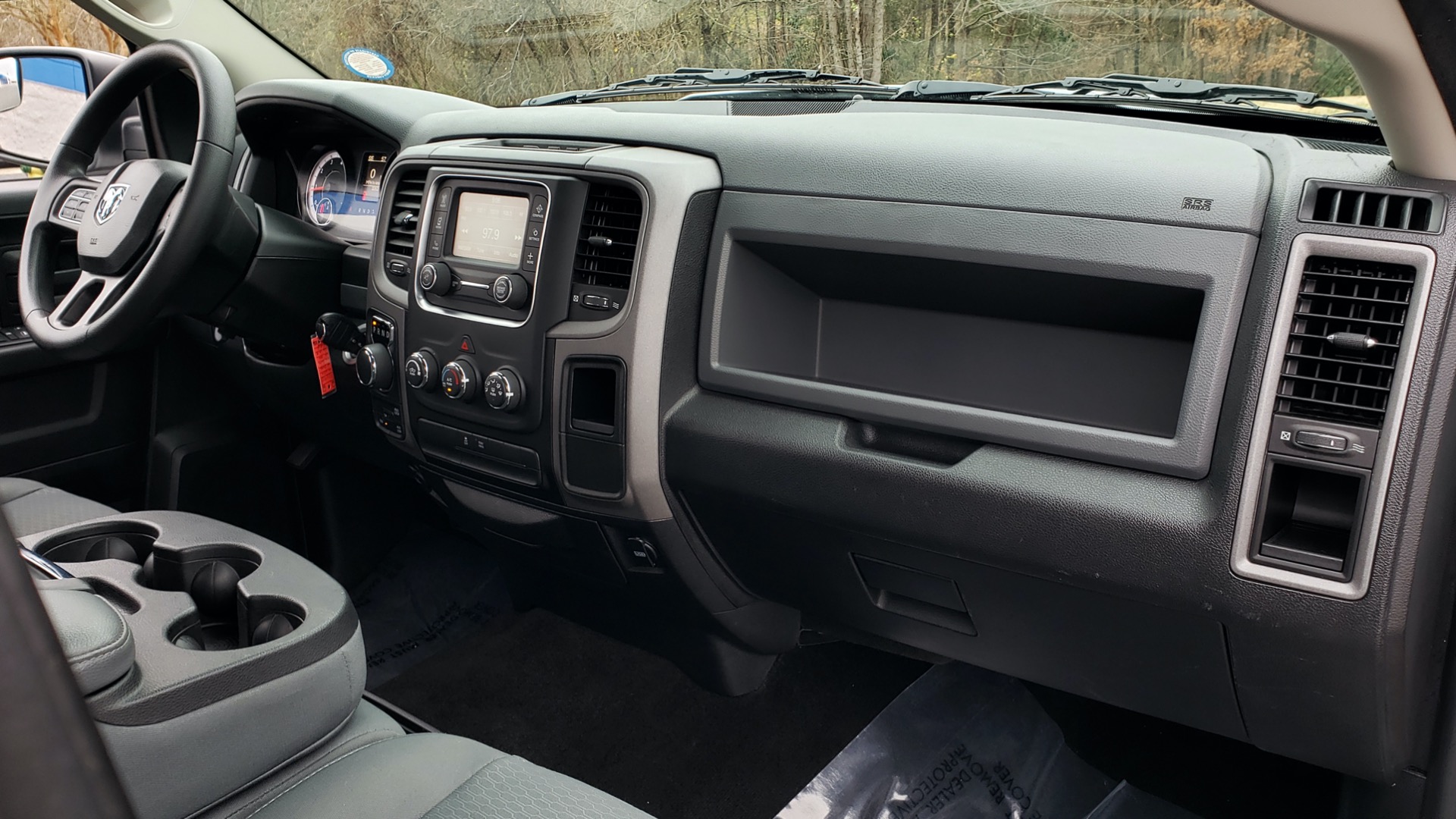 Used 2016 Ram 1500 EXPRESS / CREW CAB / 4X4 / BED LINER / 32-GALLON TANK for sale Sold at Formula Imports in Charlotte NC 28227 60