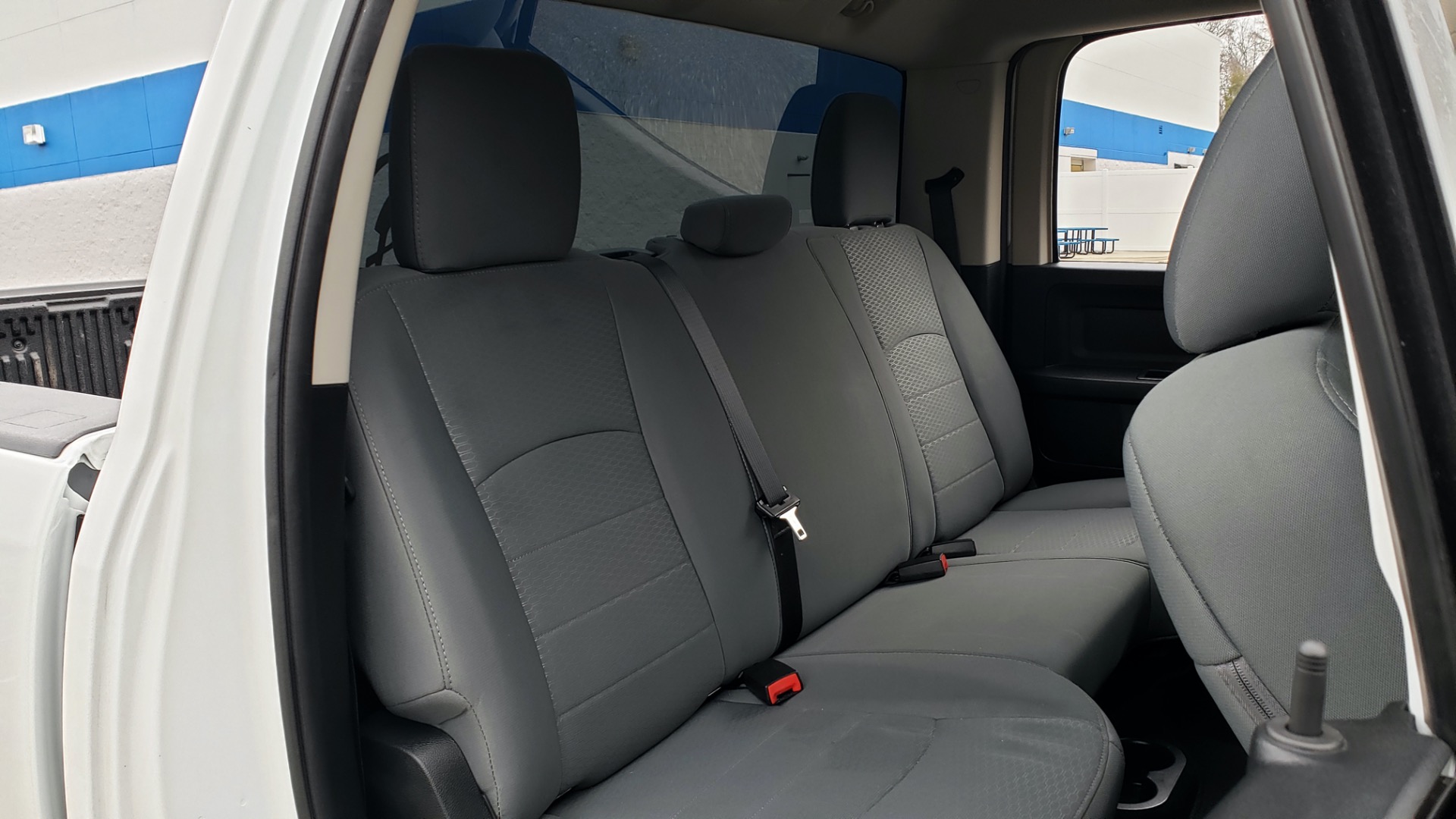 Used 2016 Ram 1500 EXPRESS / CREW CAB / 4X4 / BED LINER / 32-GALLON TANK for sale Sold at Formula Imports in Charlotte NC 28227 65