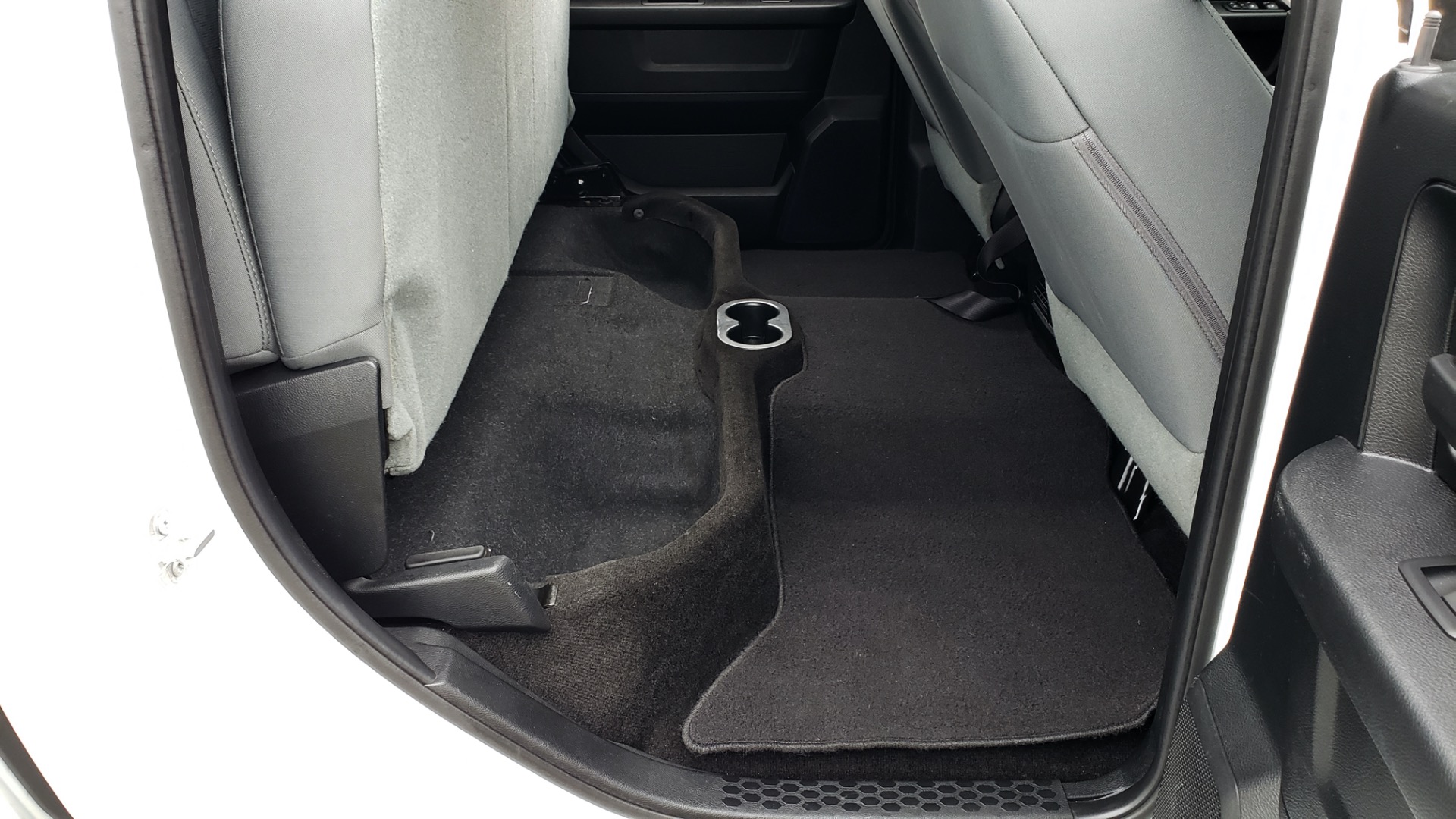 Used 2016 Ram 1500 EXPRESS / CREW CAB / 4X4 / BED LINER / 32-GALLON TANK for sale Sold at Formula Imports in Charlotte NC 28227 69