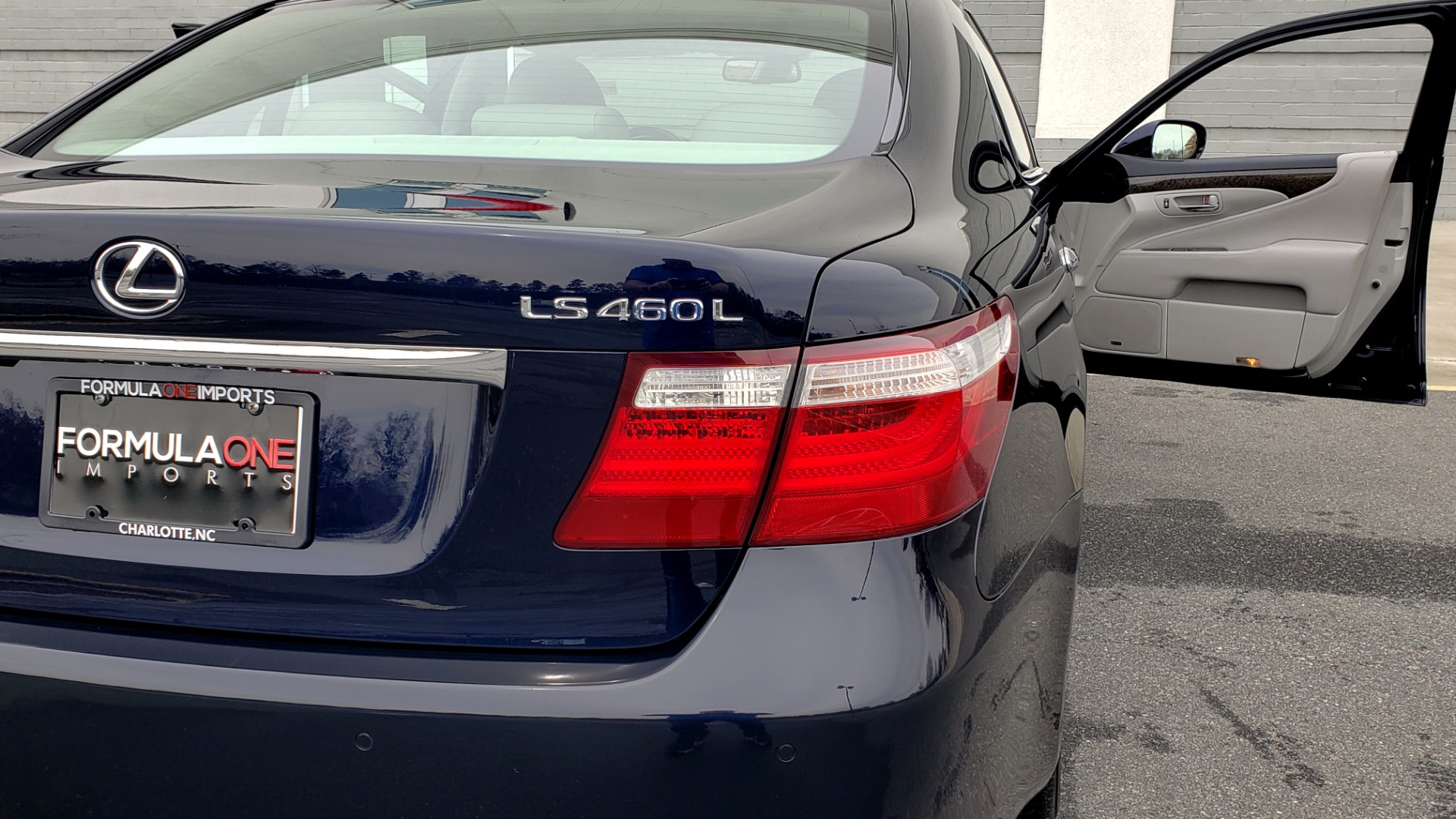 Used 2008 Lexus LS 460 LWB LUXURY SEDAN / MARK LEVINSON / INT PARK ASST / REARVIEW for sale Sold at Formula Imports in Charlotte NC 28227 24
