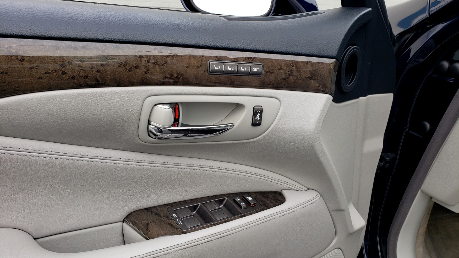 Used 2008 Lexus LS 460 LWB LUXURY SEDAN / MARK LEVINSON / INT PARK ASST / REARVIEW for sale Sold at Formula Imports in Charlotte NC 28227 26