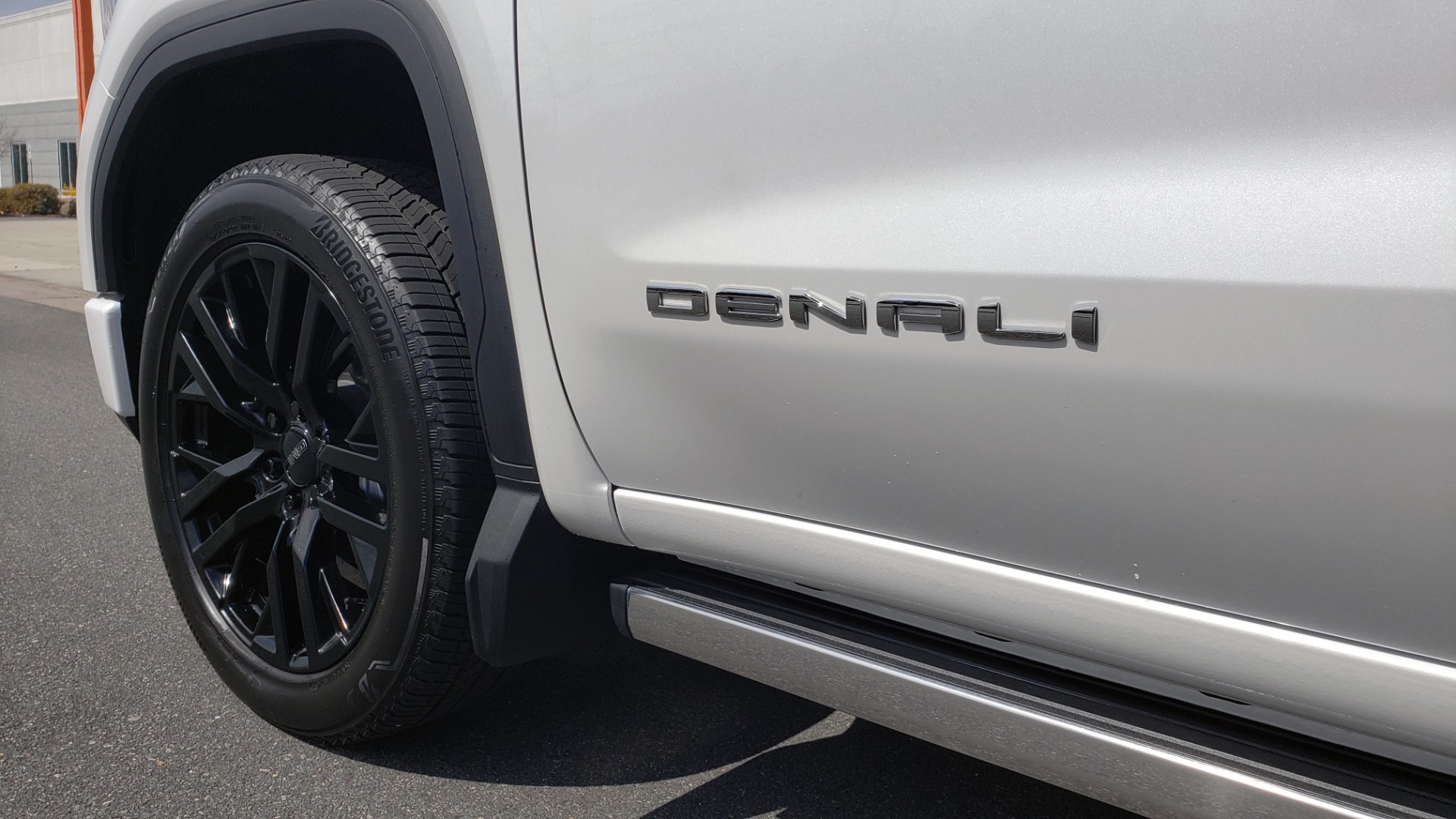 Used 2020 GMC SIERRA 1500 DENALI 4X4 CREWCAB 6.2L V8 / TECH / NAV / SUNROOF / DRVR ALERT II for sale Sold at Formula Imports in Charlotte NC 28227 10
