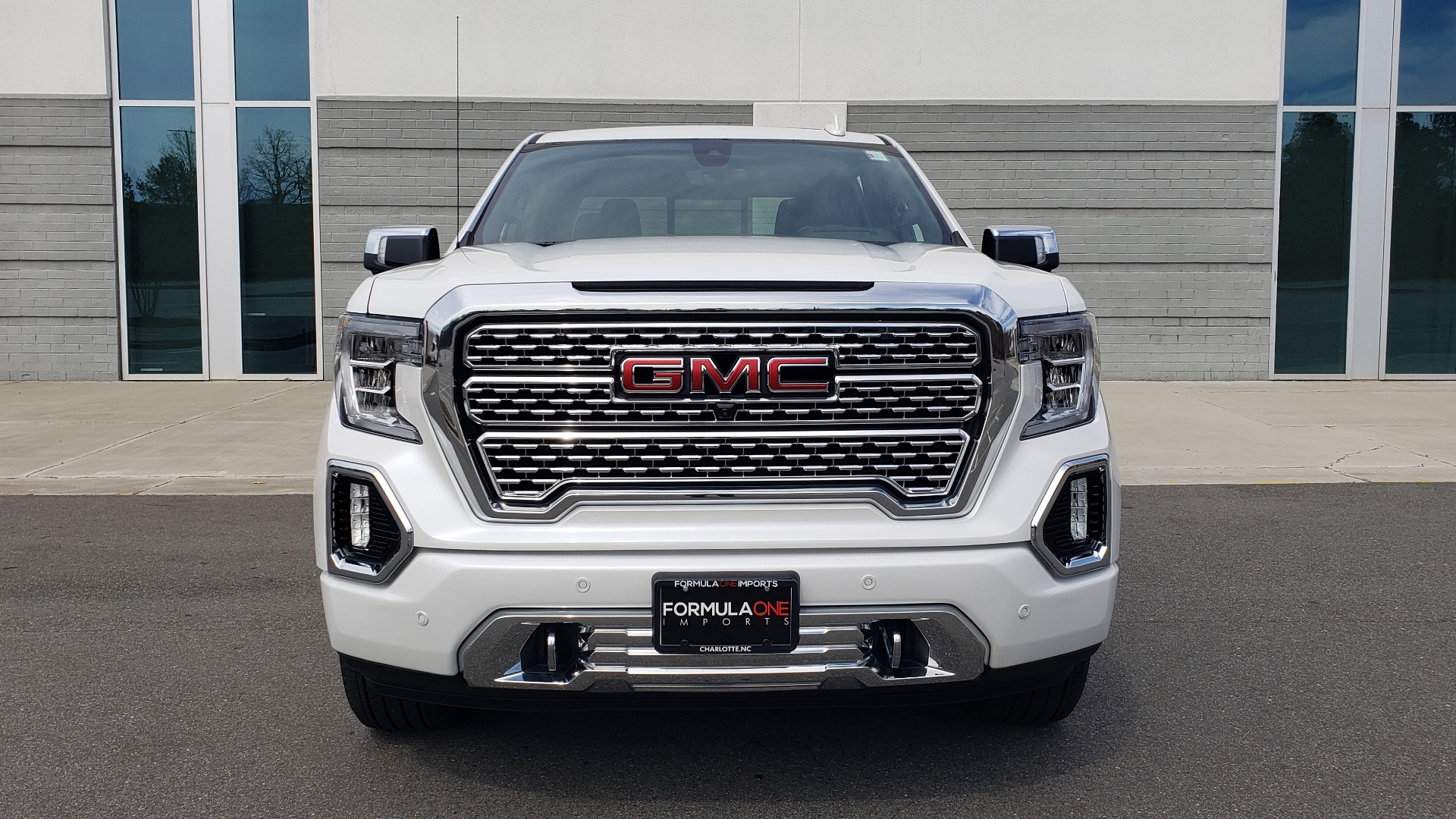 Used 2020 GMC SIERRA 1500 DENALI 4X4 CREWCAB 6.2L V8 / TECH / NAV / SUNROOF / DRVR ALERT II for sale Sold at Formula Imports in Charlotte NC 28227 20