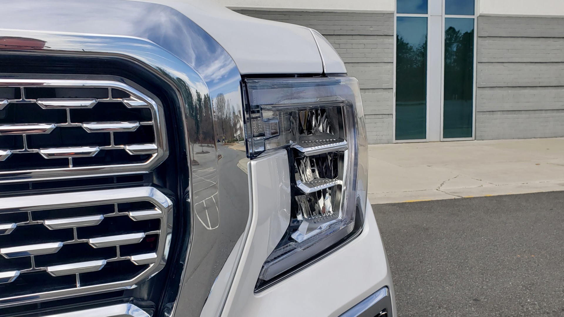 Used 2020 GMC SIERRA 1500 DENALI 4X4 CREWCAB 6.2L V8 / TECH / NAV / SUNROOF / DRVR ALERT II for sale Sold at Formula Imports in Charlotte NC 28227 22