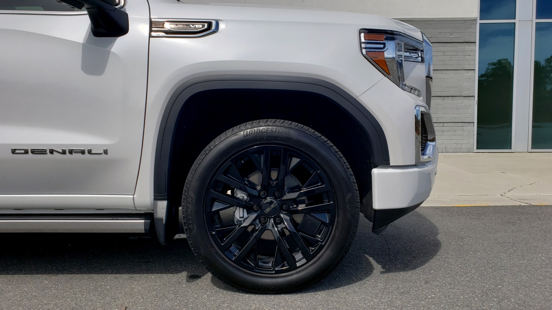 Used 2020 GMC SIERRA 1500 DENALI 4X4 CREWCAB 6.2L V8 / TECH / NAV / SUNROOF / DRVR ALERT II for sale Sold at Formula Imports in Charlotte NC 28227 94