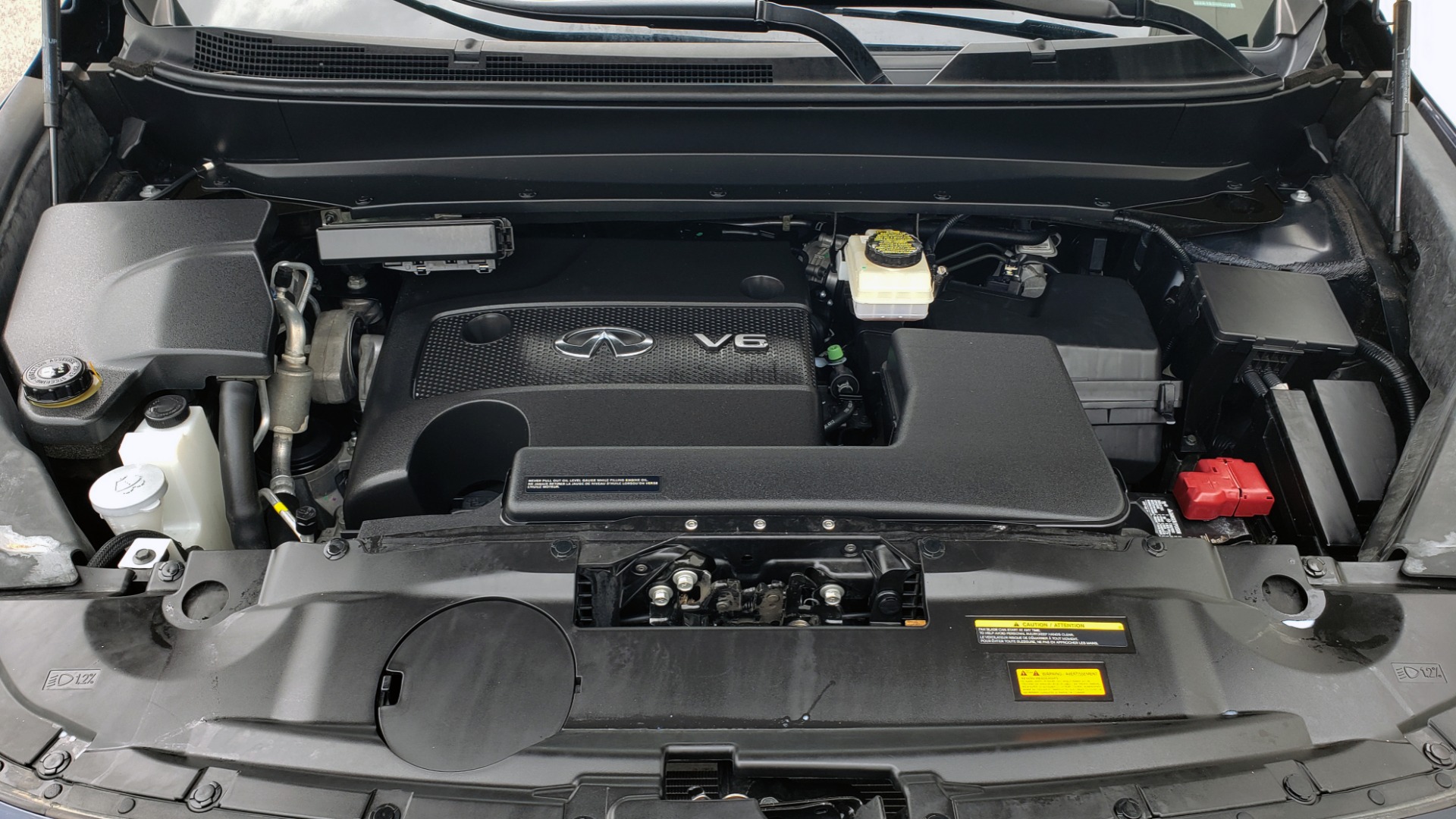 Used 2015 INFINITI QX60 3.5L SUV / CVT AUTO / 3-ROW / SUNROOF / REARVIEW for sale $23,995 at Formula Imports in Charlotte NC 28227 12