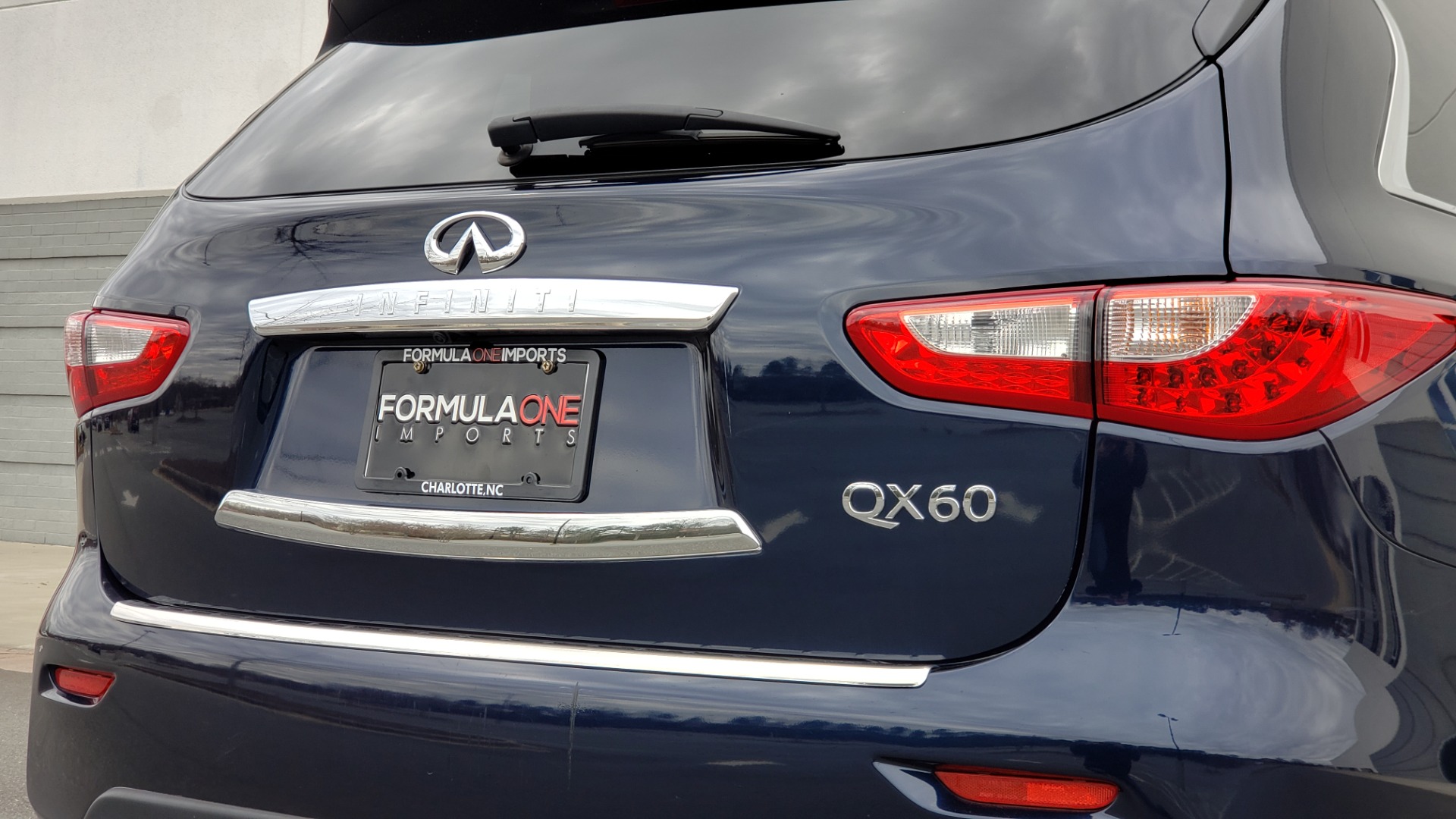 Used 2015 INFINITI QX60 for sale Sold at Formula Imports in Charlotte NC 28227 31