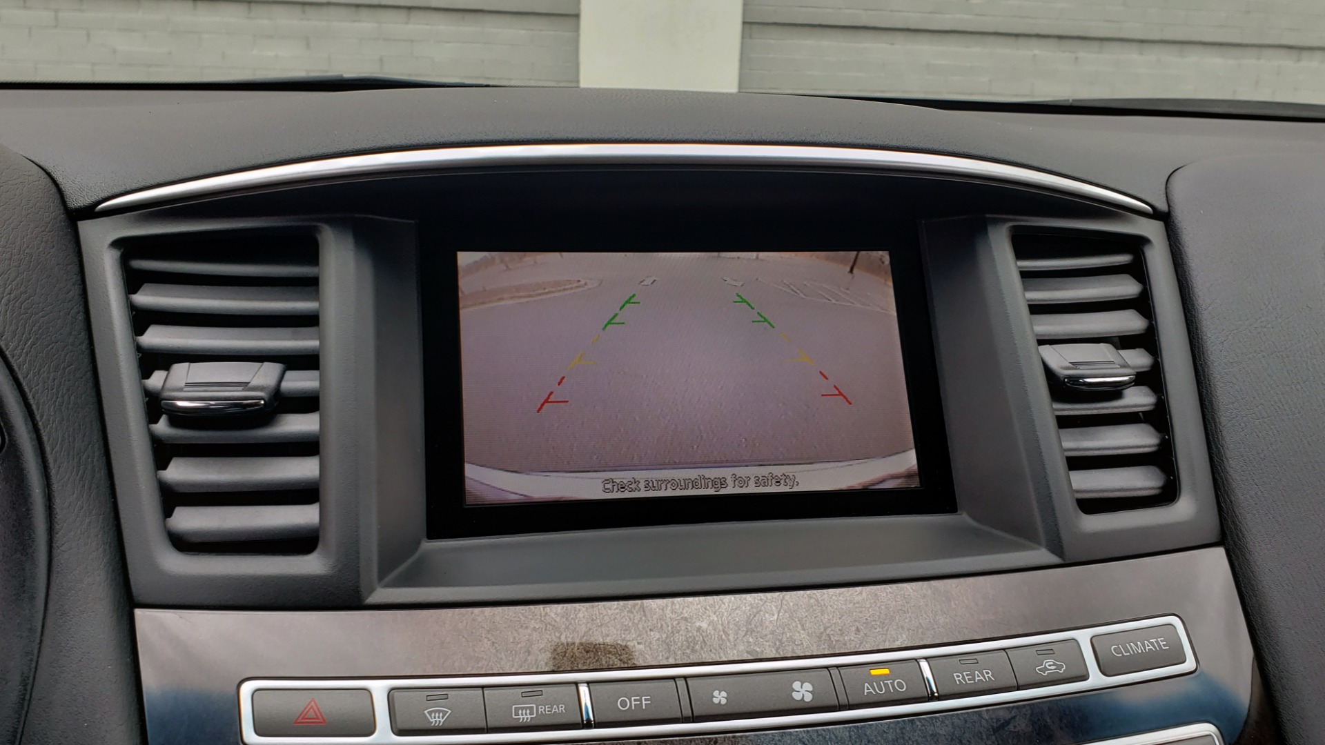 Used 2015 INFINITI QX60 3.5L SUV / CVT AUTO / 3-ROW / SUNROOF / REARVIEW for sale $23,995 at Formula Imports in Charlotte NC 28227 47