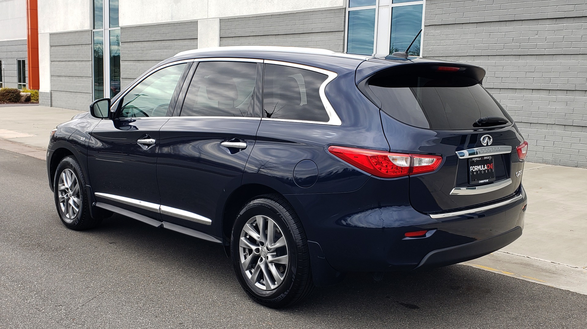 Used 2015 INFINITI QX60 for sale Sold at Formula Imports in Charlotte NC 28227 5