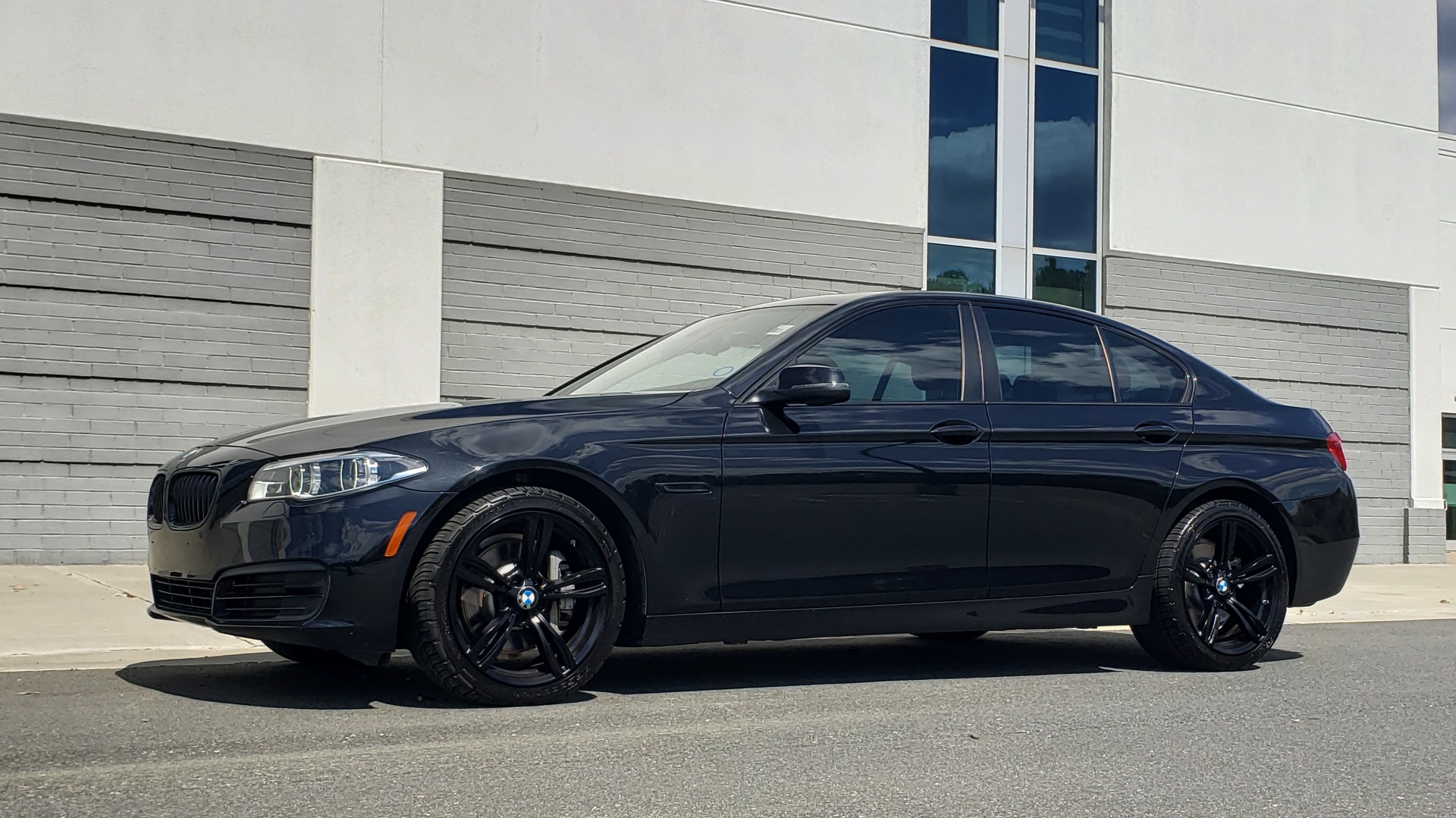 Used 2014 BMW 5 SERIES 535I PREMIUM / HUD / NAV / HTD STS / SUNROOF / REARVIEW for sale Sold at Formula Imports in Charlotte NC 28227 3