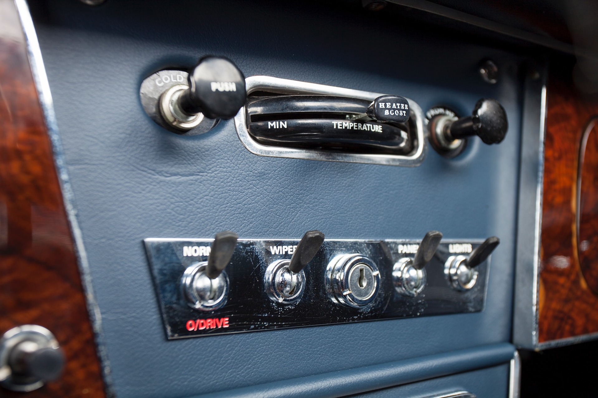 Used 1967 Austin Healey 3000 BJ8 Mk III CONVERTIBLE / 2.9L IN-LINE 6 / 4-SPEED MANUAL / FULLY RESTORED for sale Call for price at Formula Imports in Charlotte NC 28227 19
