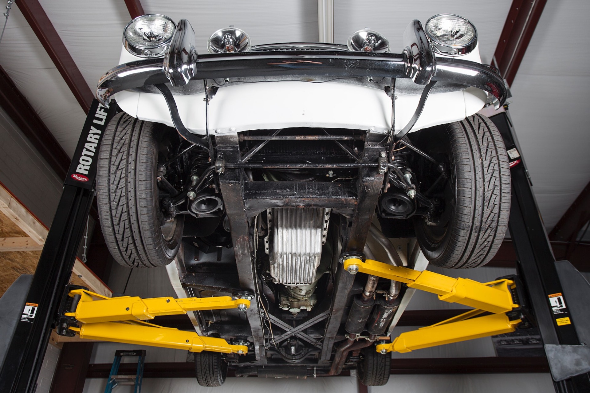 Used 1967 Austin Healey 3000 BJ8 Mk III CONVERTIBLE / 2.9L IN-LINE 6 / 4-SPEED MANUAL / FULLY RESTORED for sale Call for price at Formula Imports in Charlotte NC 28227 33