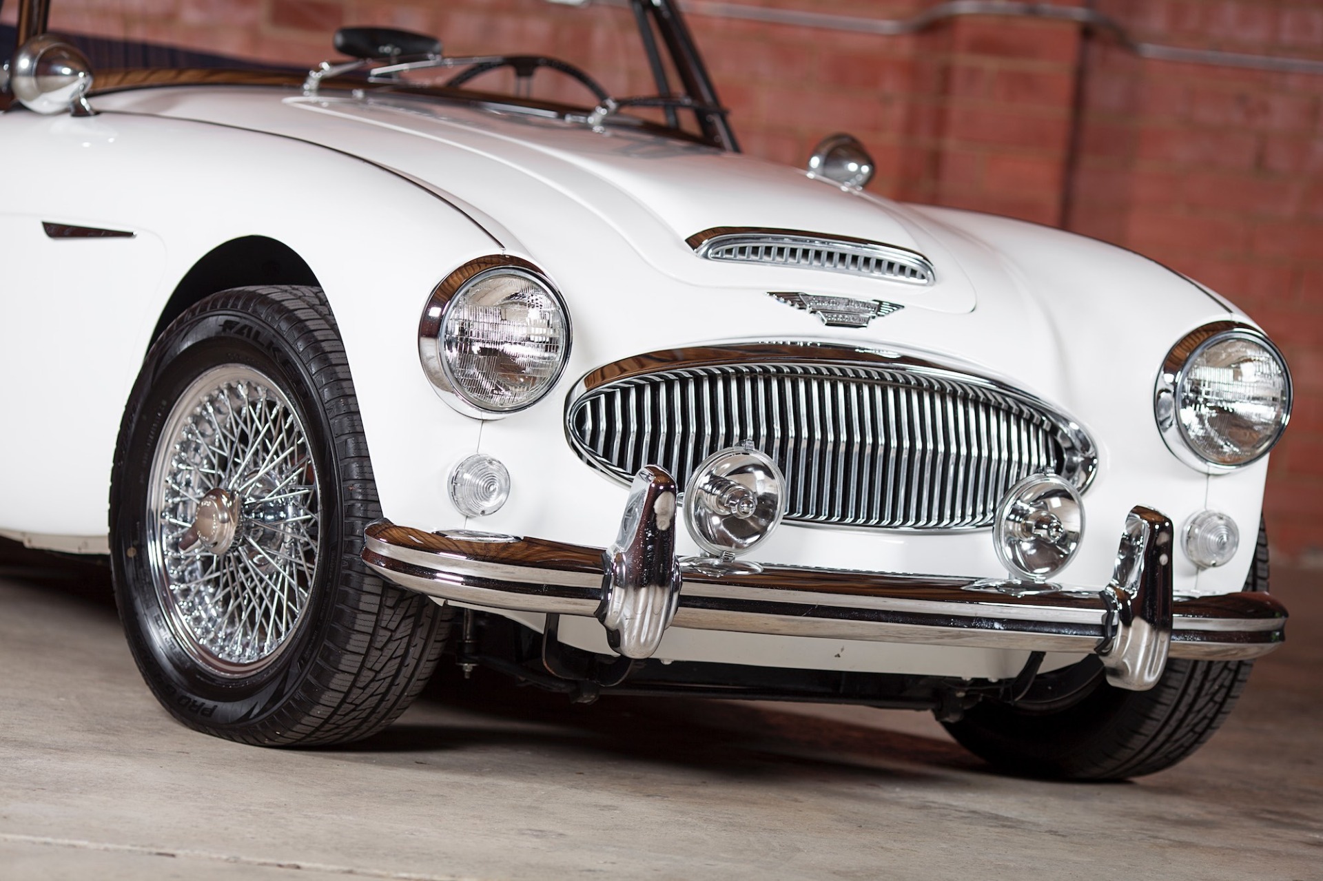 Used 1967 Austin Healey 3000 BJ8 Mk III CONVERTIBLE / 2.9L IN-LINE 6 / 4-SPEED MANUAL / FULLY RESTORED for sale Call for price at Formula Imports in Charlotte NC 28227 9