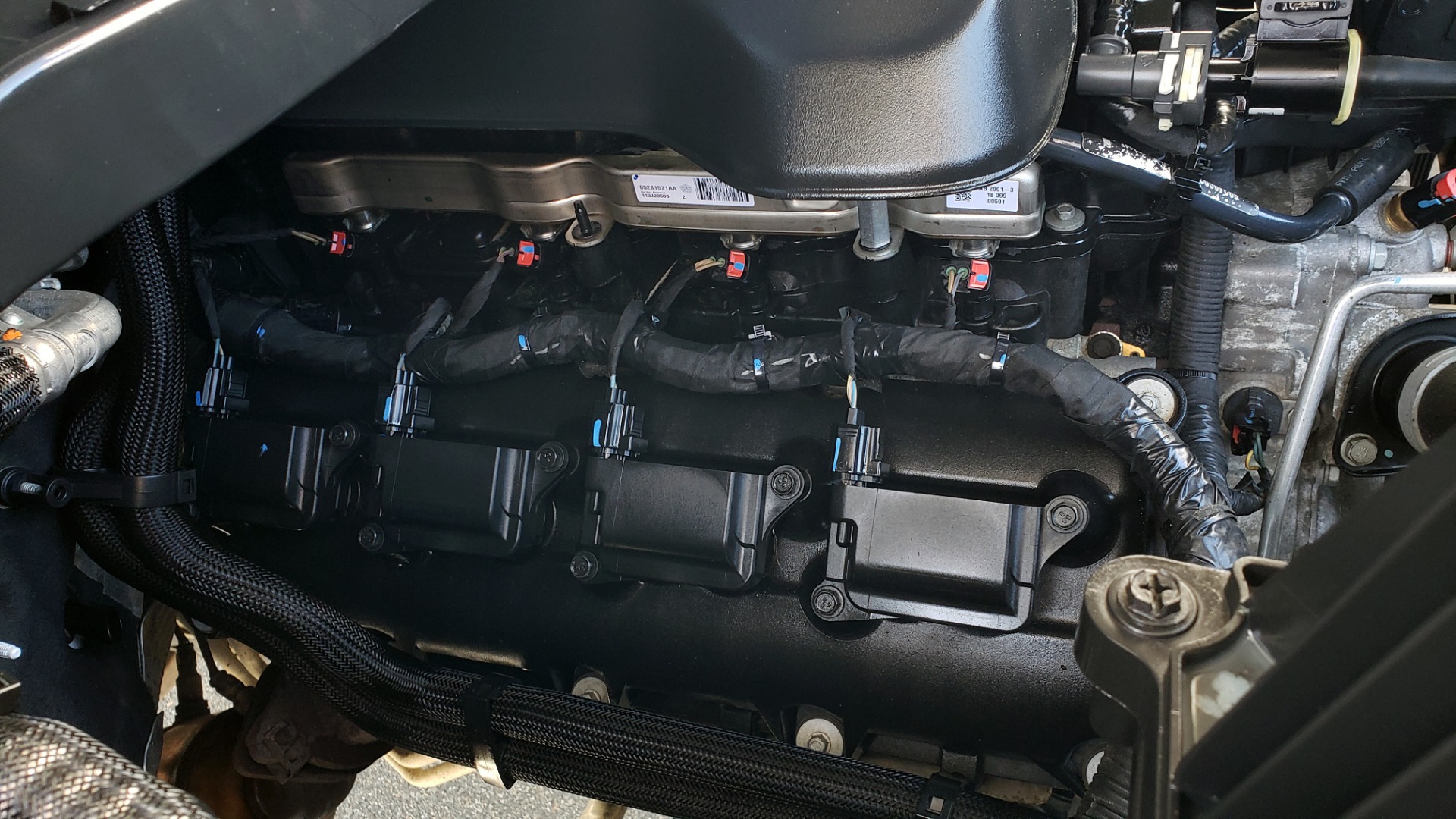 Used 2019 Ram 1500 REBEL CREWCAB 4X4 / 5.7L V8 HEMI / 8-SPD AUTO / REARVIEW for sale Sold at Formula Imports in Charlotte NC 28227 14